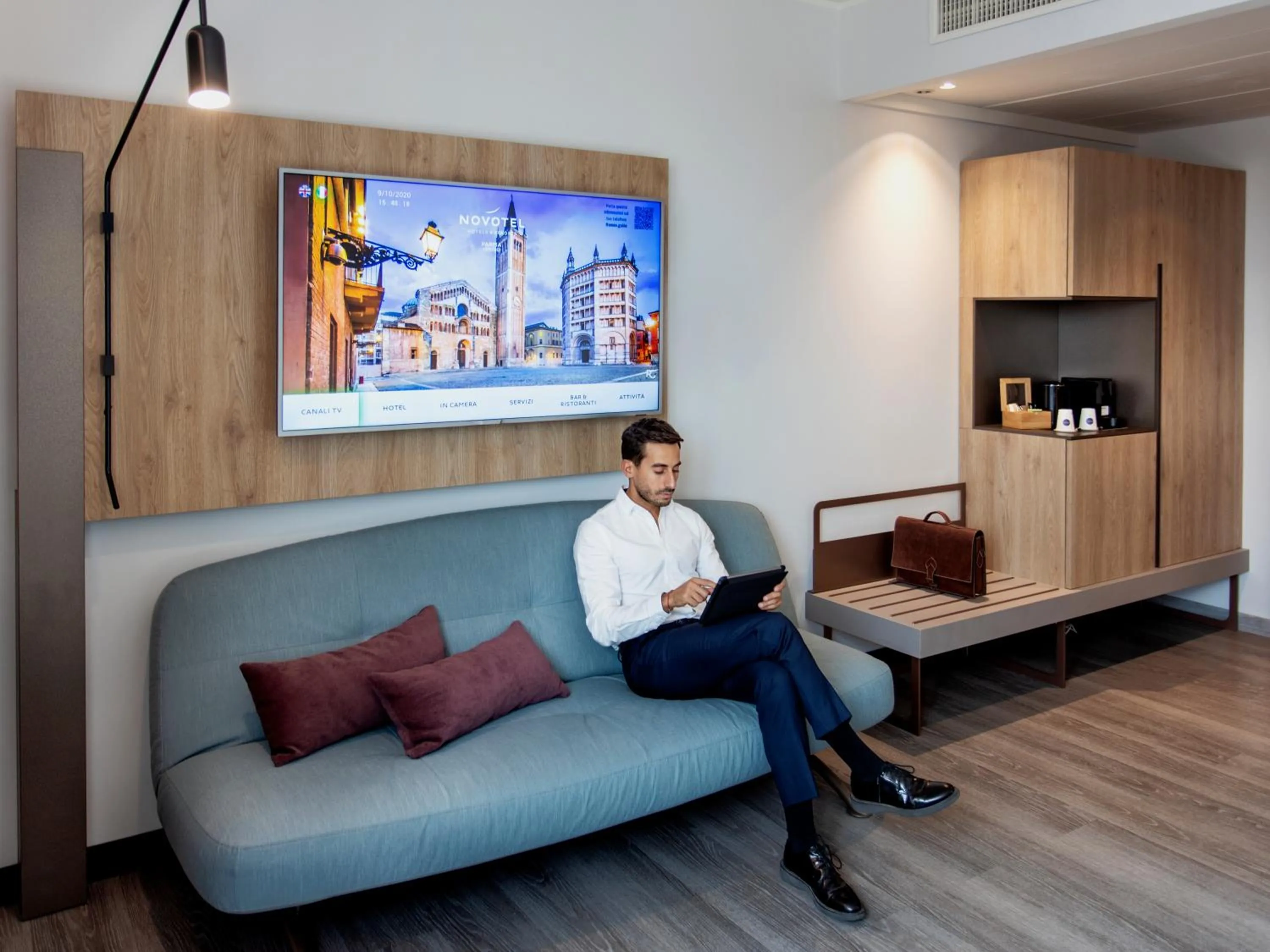 Living room in Novotel Parma Centro