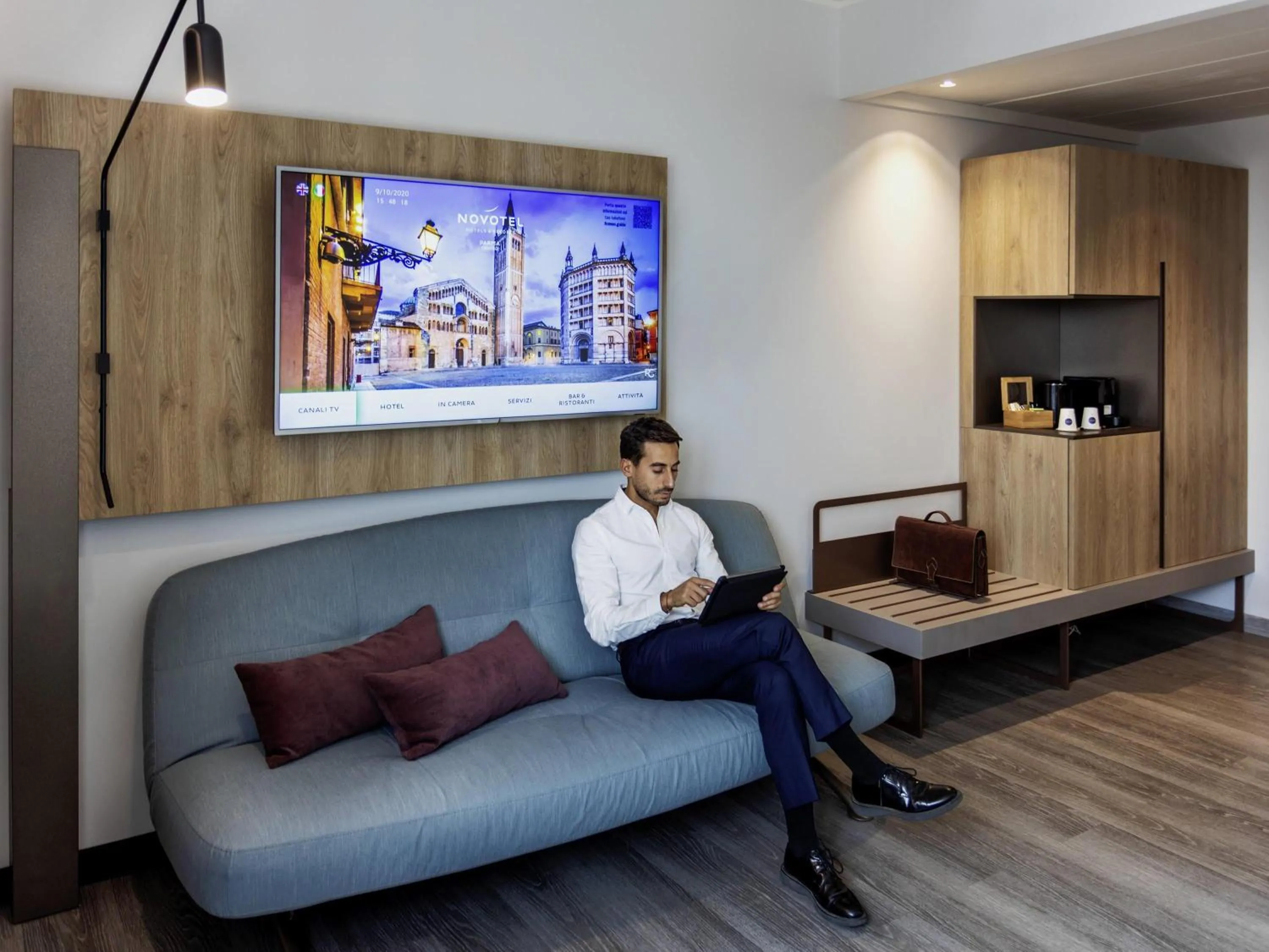 Bedroom in Novotel Parma Centro