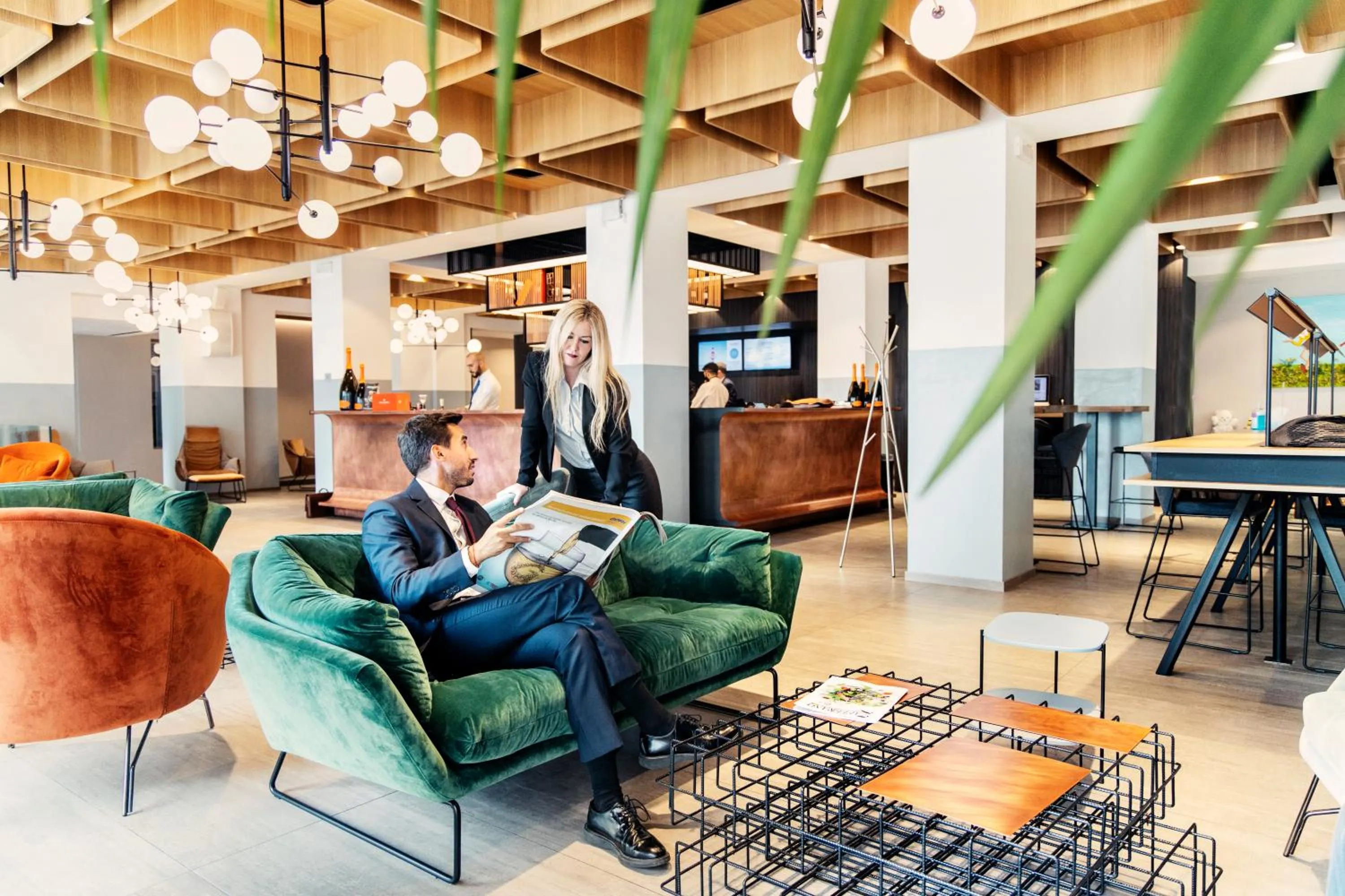 Communal lounge/ TV room in Novotel Parma Centro
