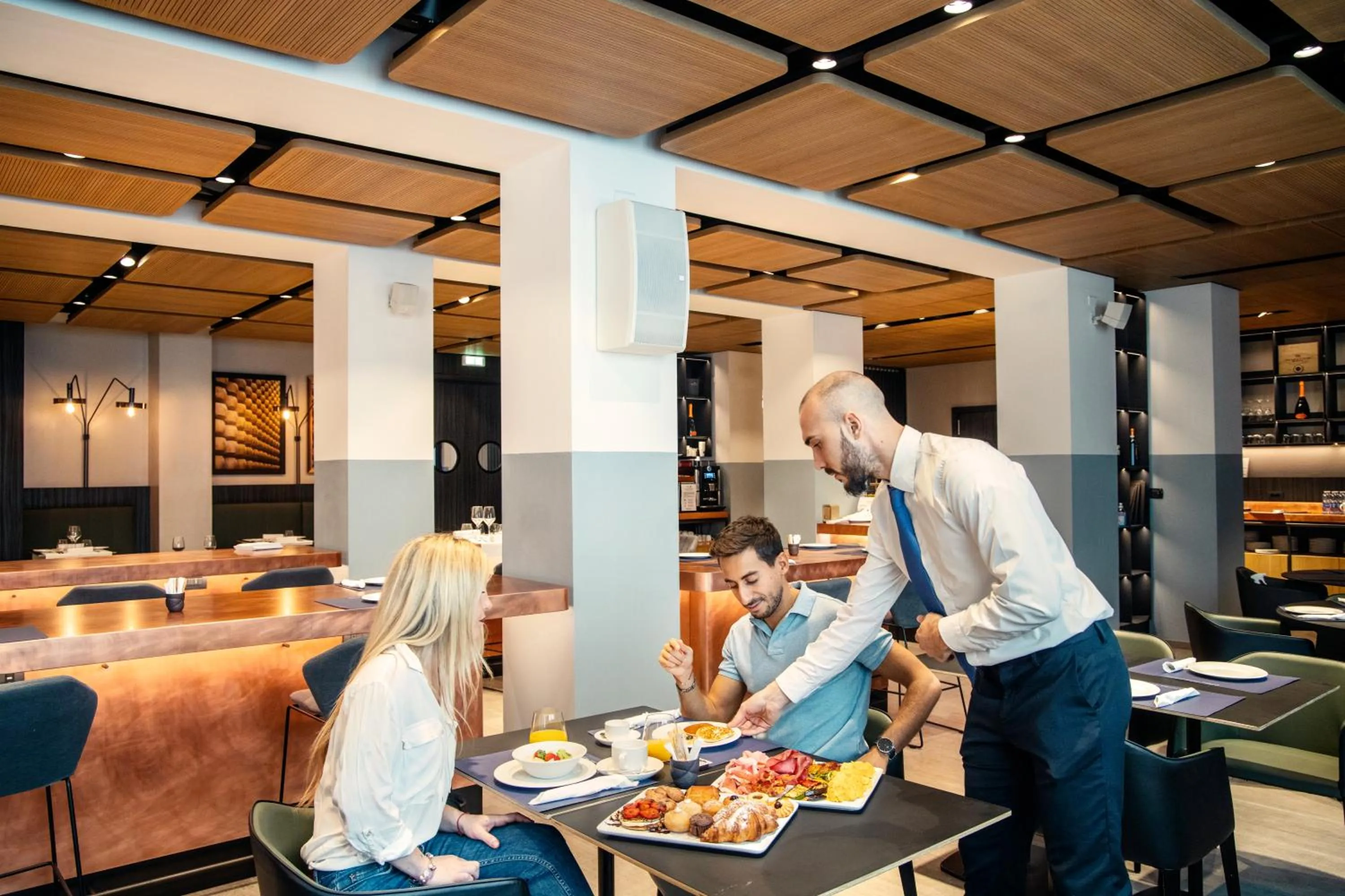 Staff in Novotel Parma Centro