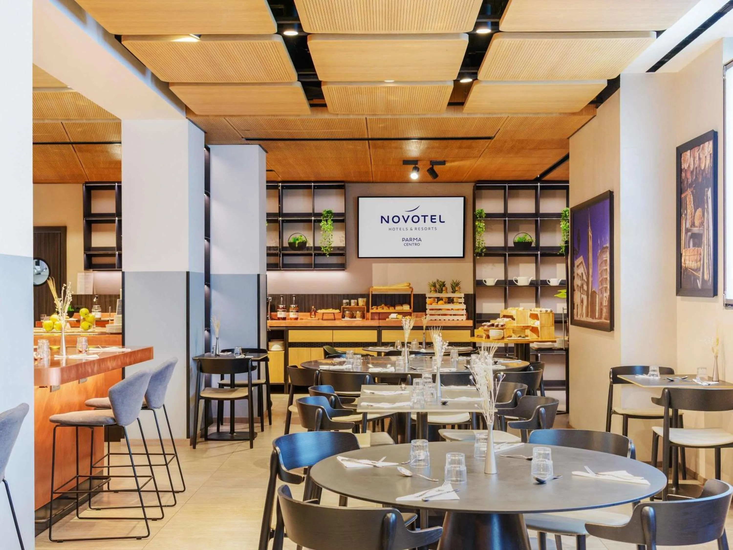 Breakfast in Novotel Parma Centro