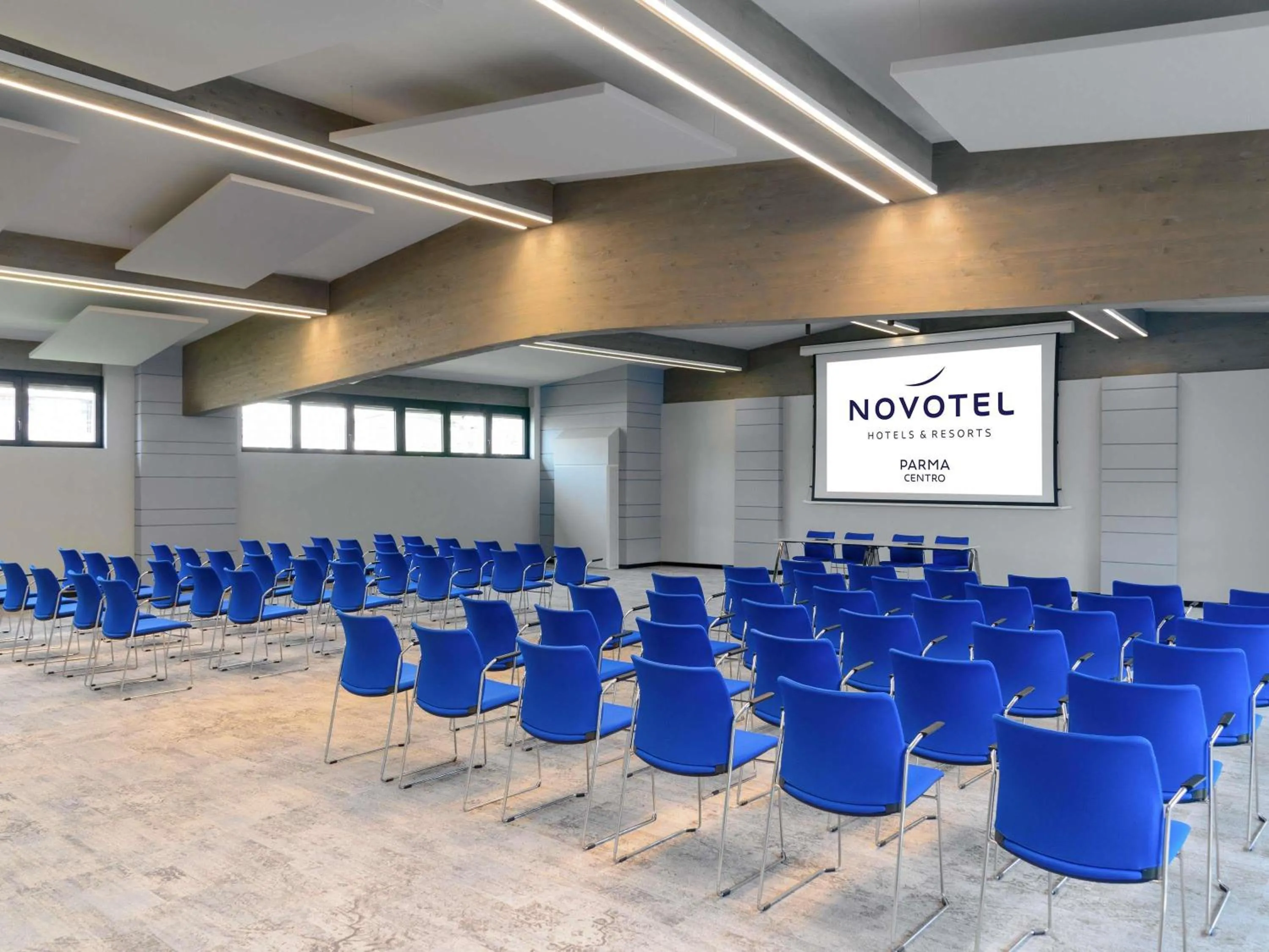 Meeting/conference room in Novotel Parma Centro