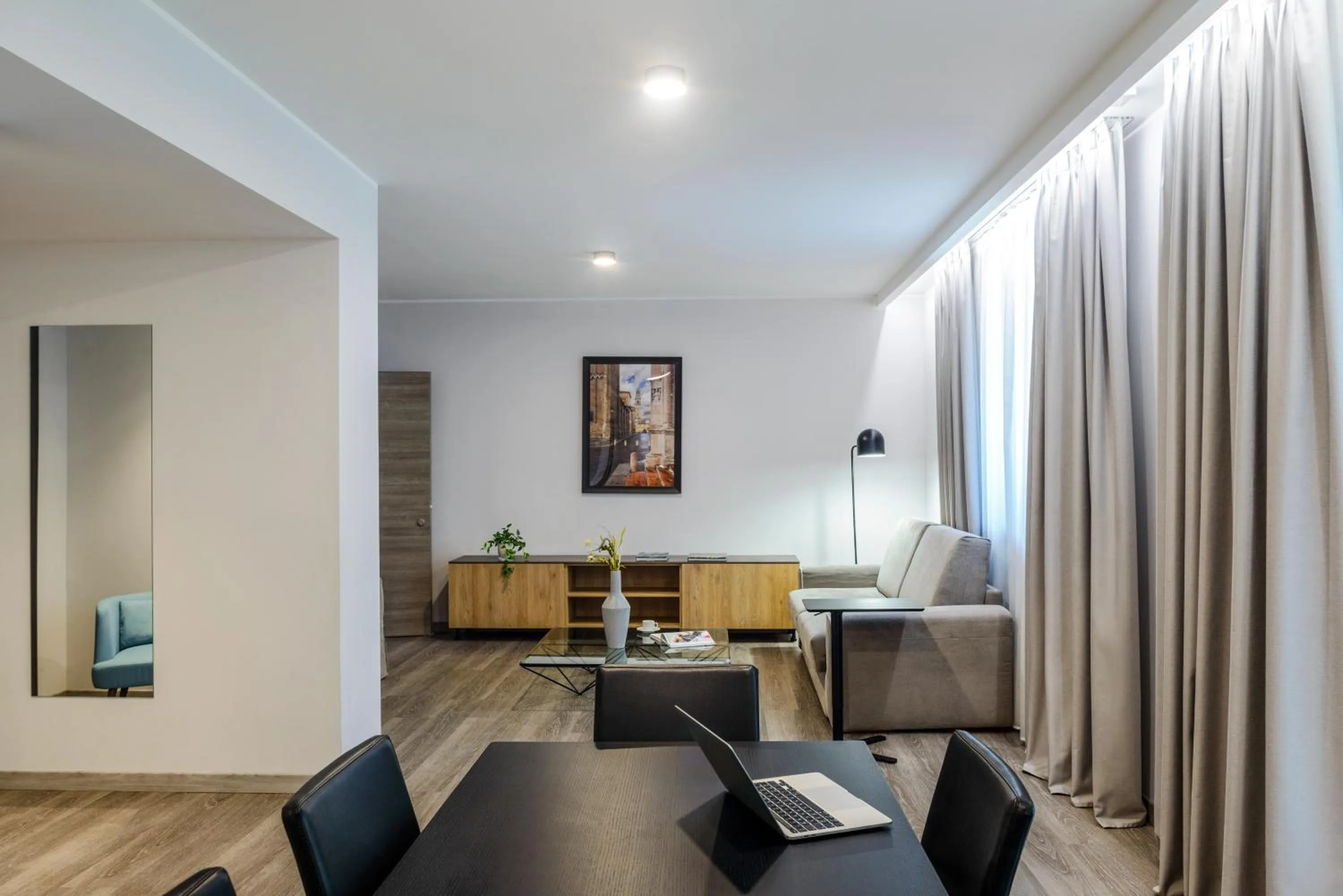 Living room in Novotel Parma Centro