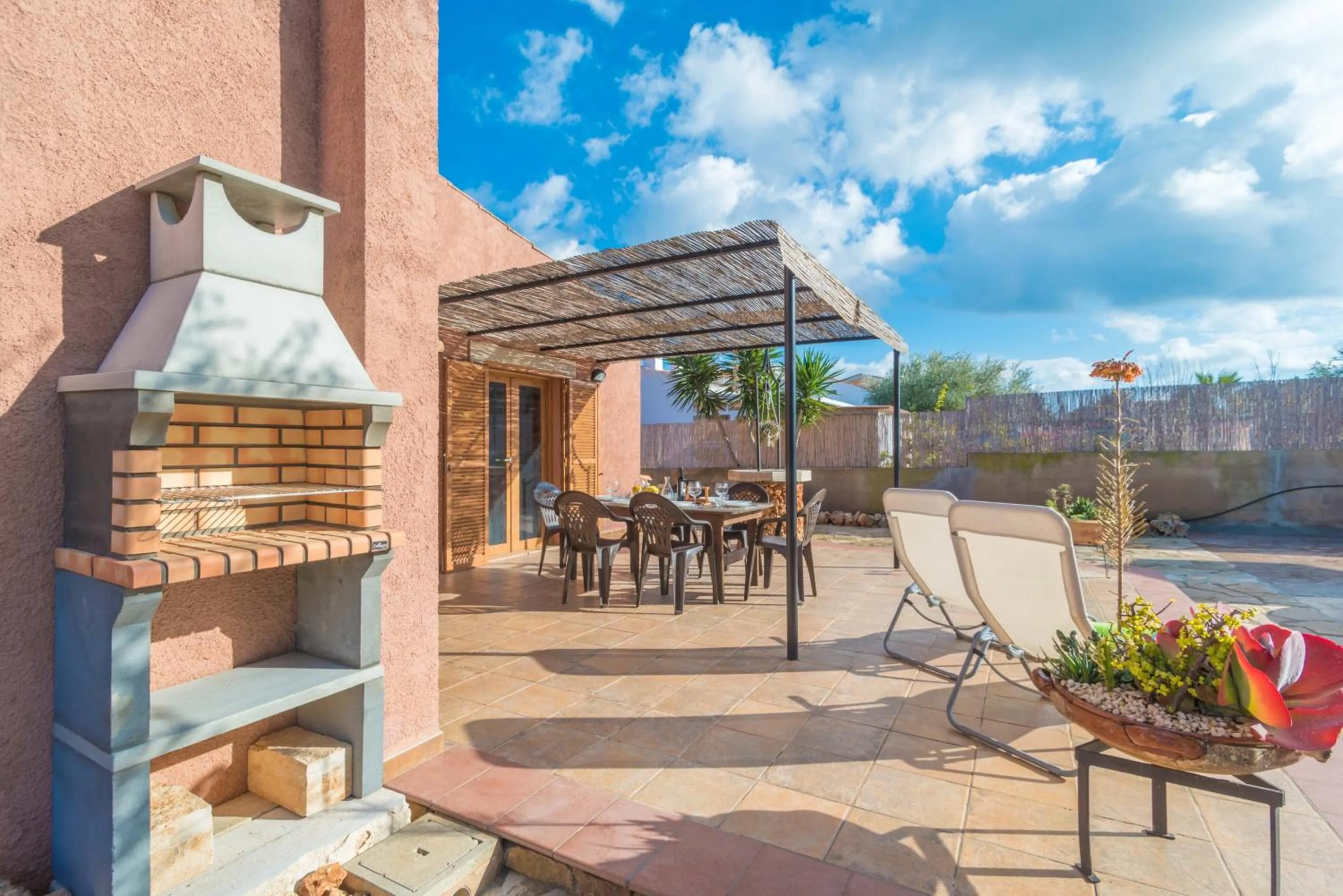 BBQ facilities in Can Cantari