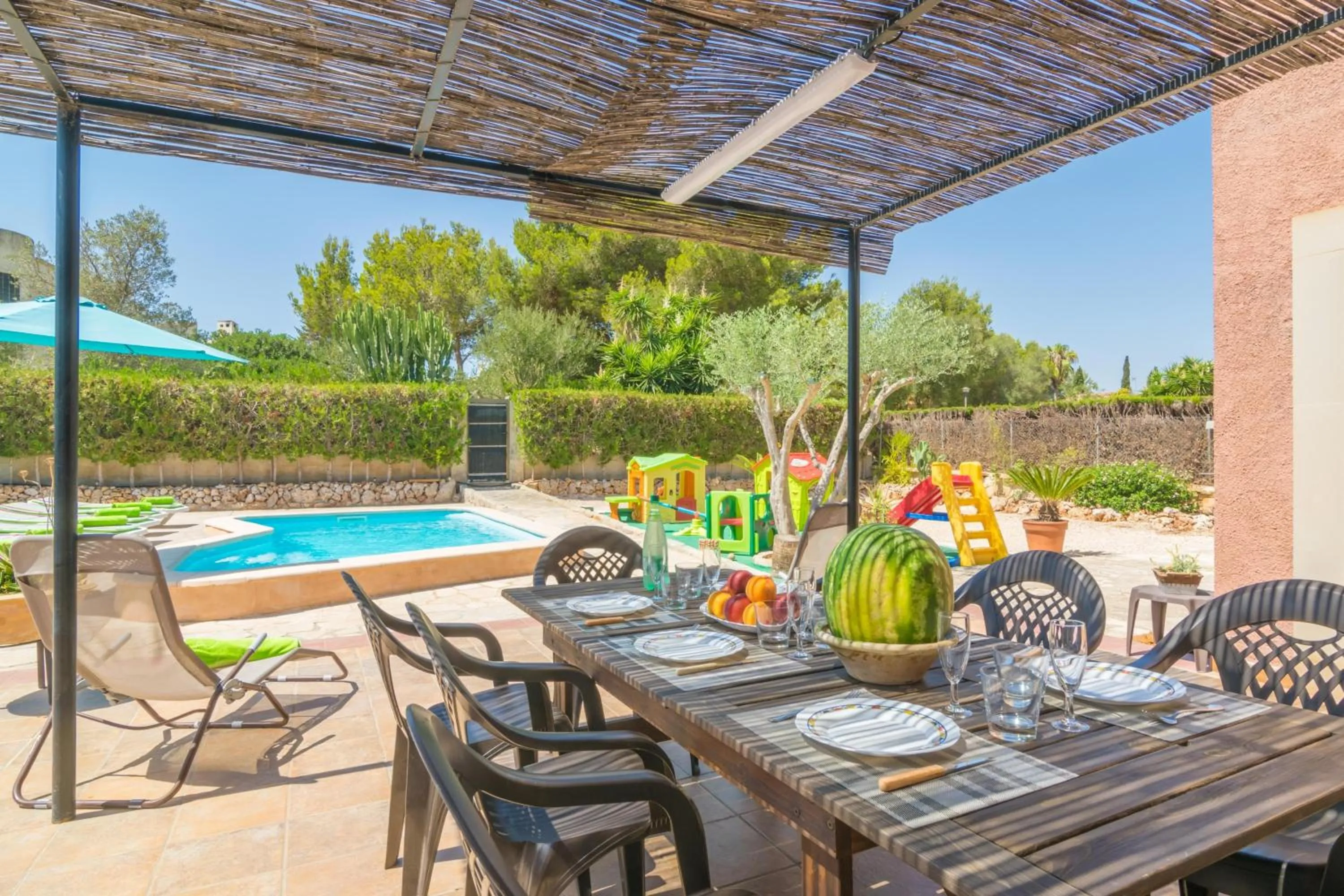 Dining area in Can Cantari