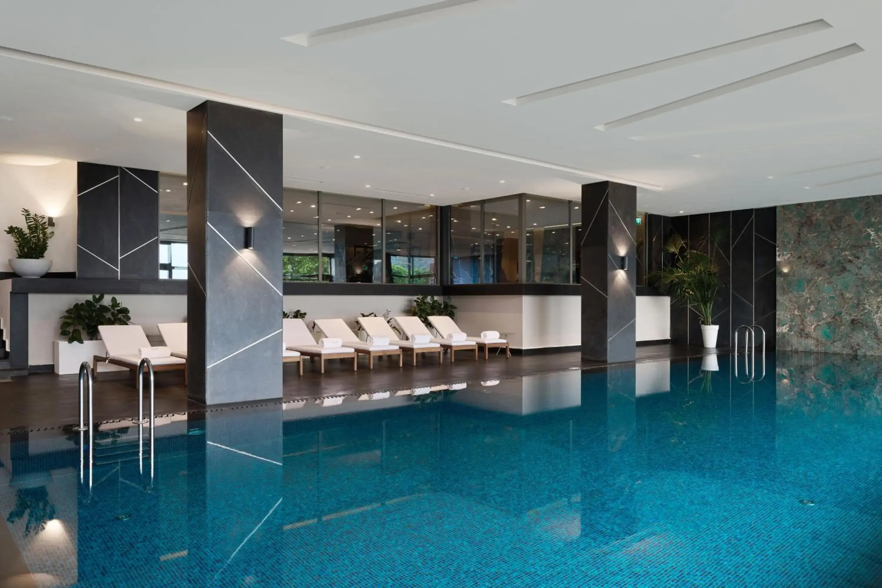 Swimming pool in METT Hotel & Beach Resort Bodrum Swimming pool in METT Hotel & Beach Resort Bodrum