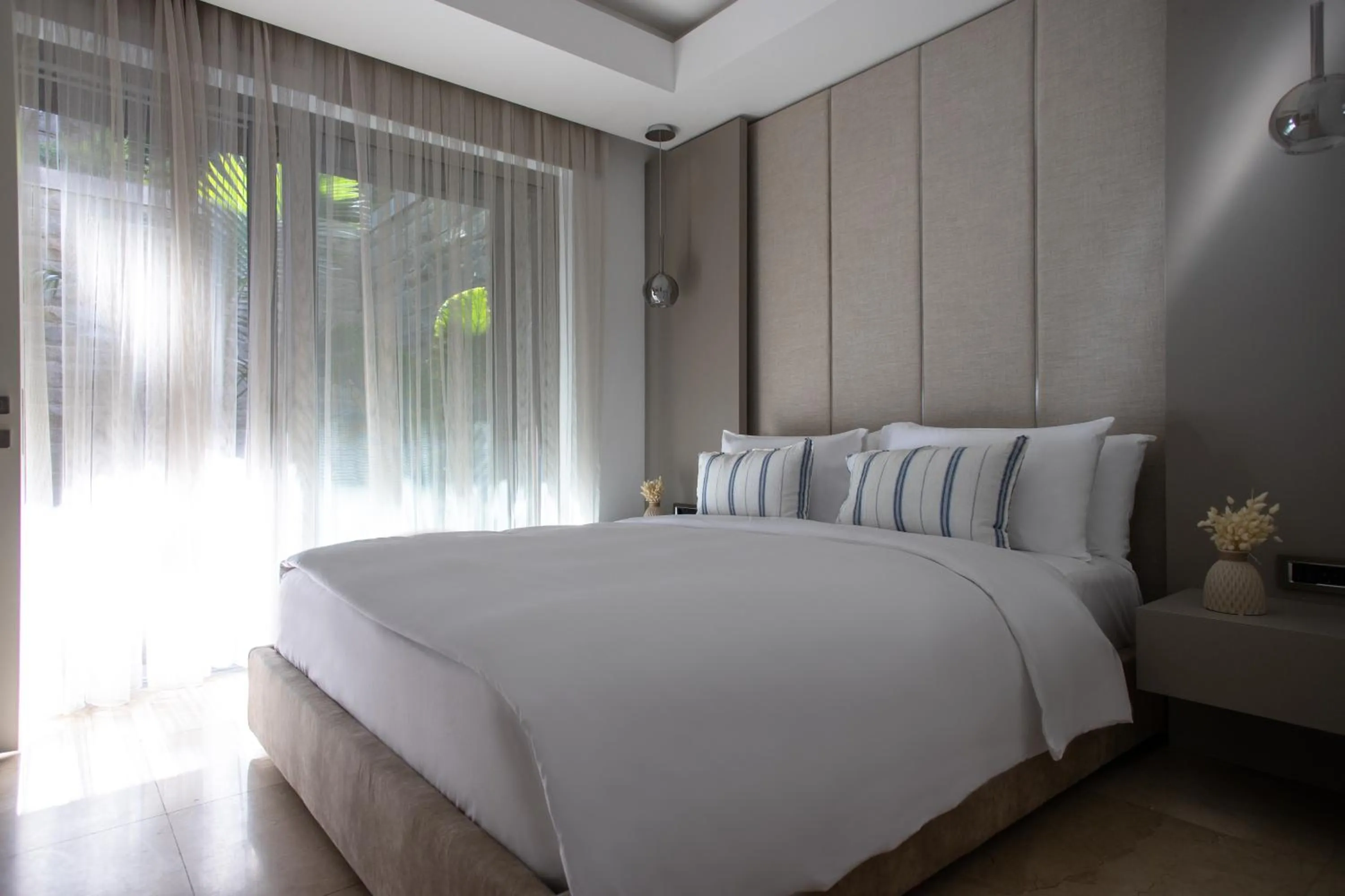 Garden, Bed in METT Hotel & Beach Resort Bodrum