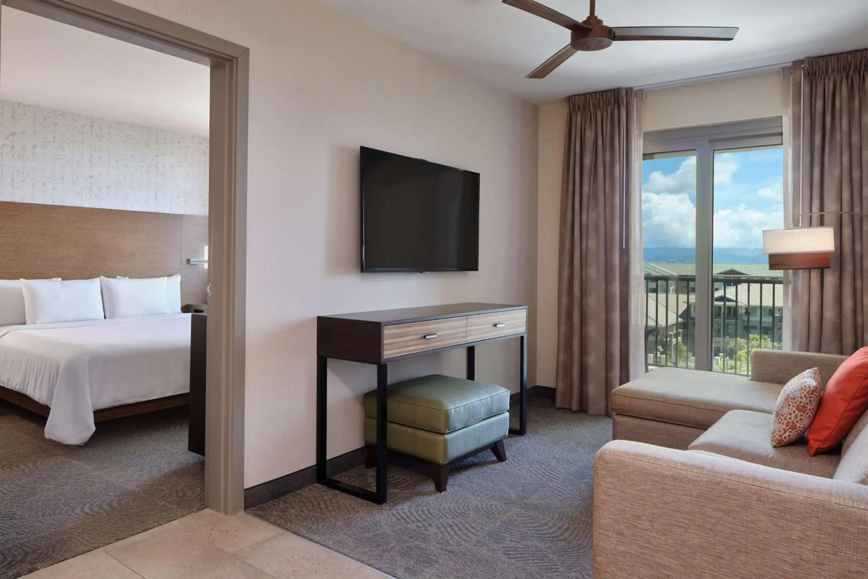 Living room, Bed in Embassy Suites By Hilton Oahu Kapolei - FREE Breakfast Living room, Bed in Embassy Suites By Hilton Oahu Kapolei - FREE Breakfast