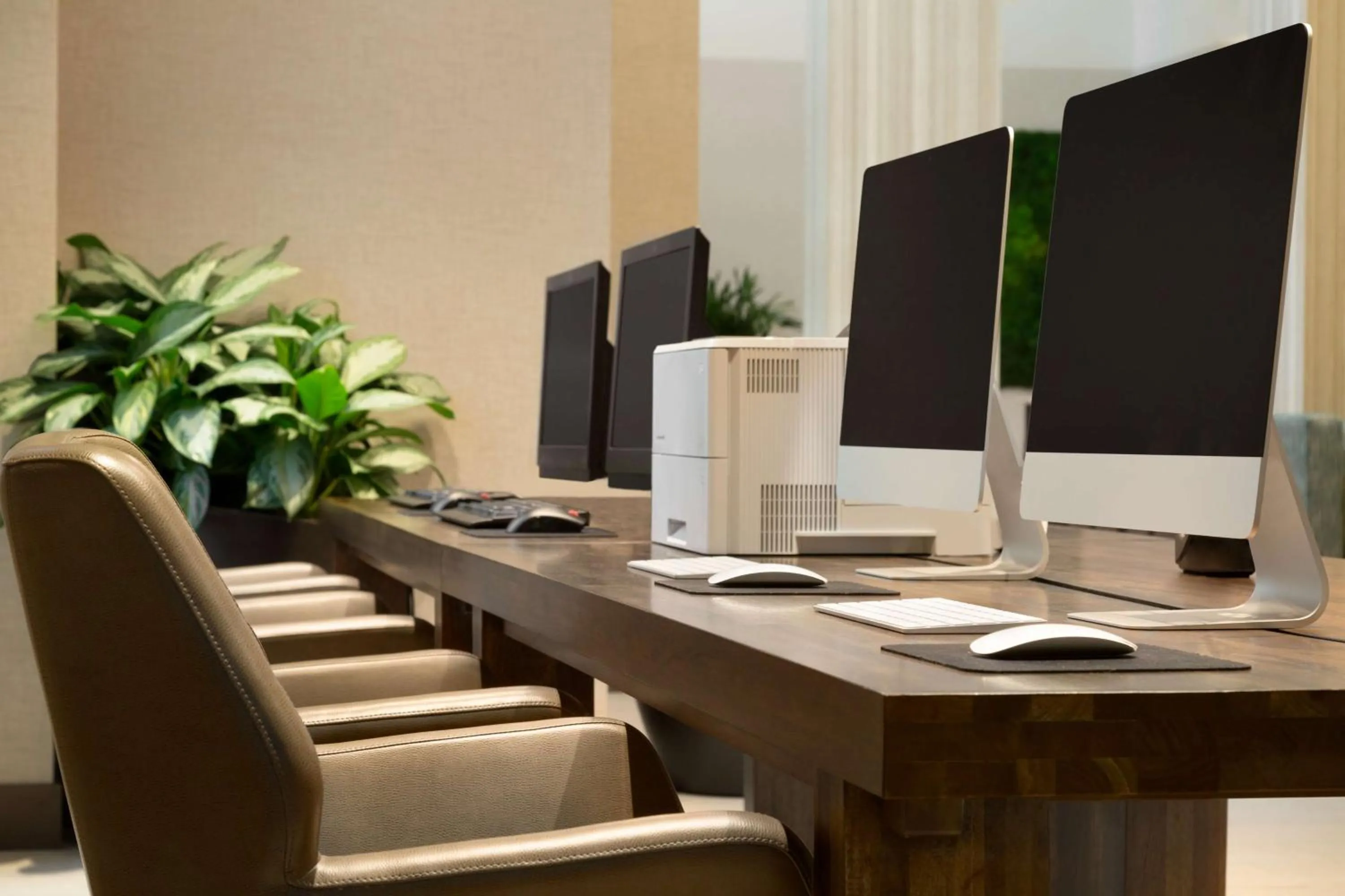 Business facilities in Embassy Suites By Hilton Oahu Kapolei - FREE Breakfast