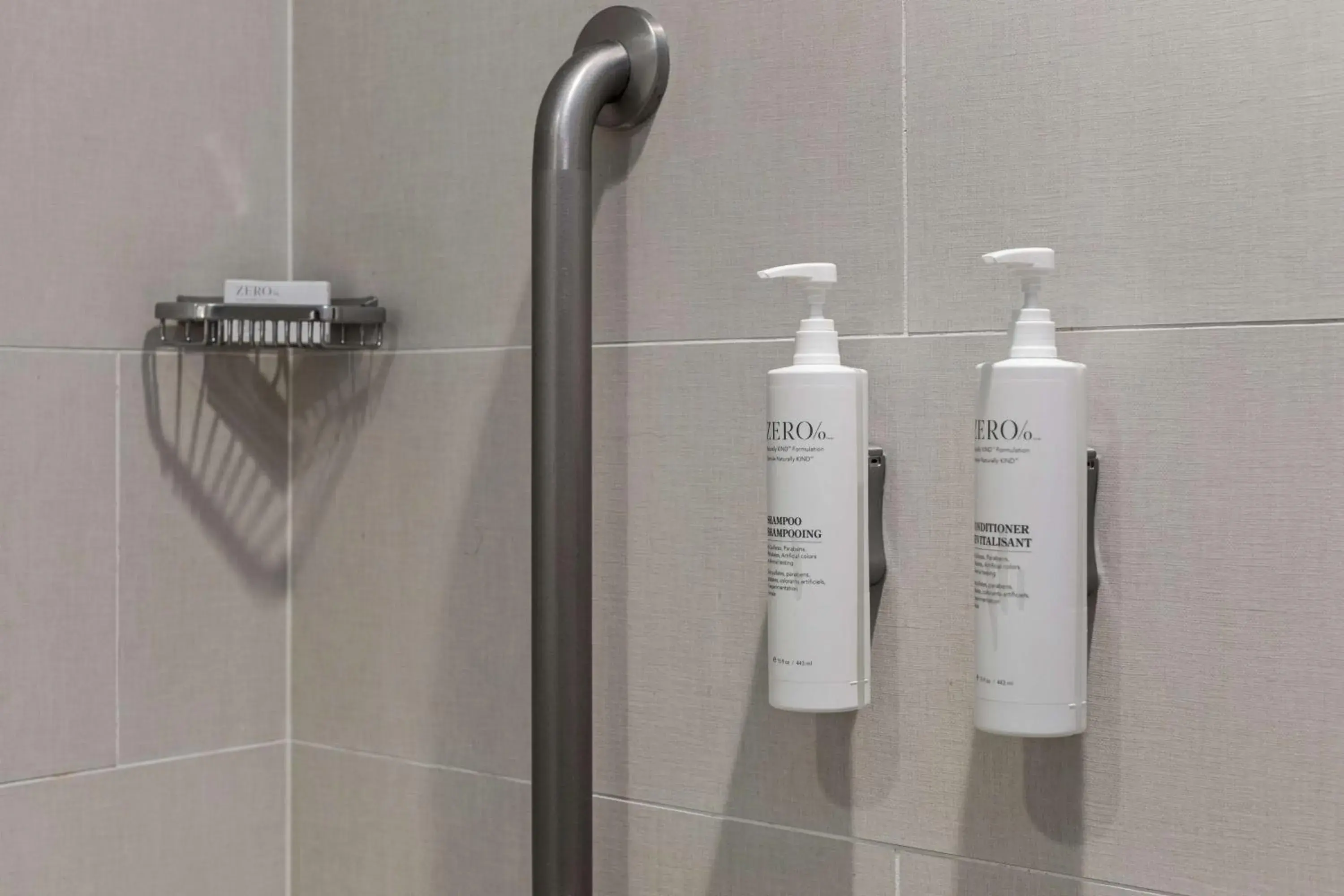 Bathroom in Embassy Suites By Hilton Oahu Kapolei - FREE Breakfast Bathroom in Embassy Suites By Hilton Oahu Kapolei - FREE Breakfast