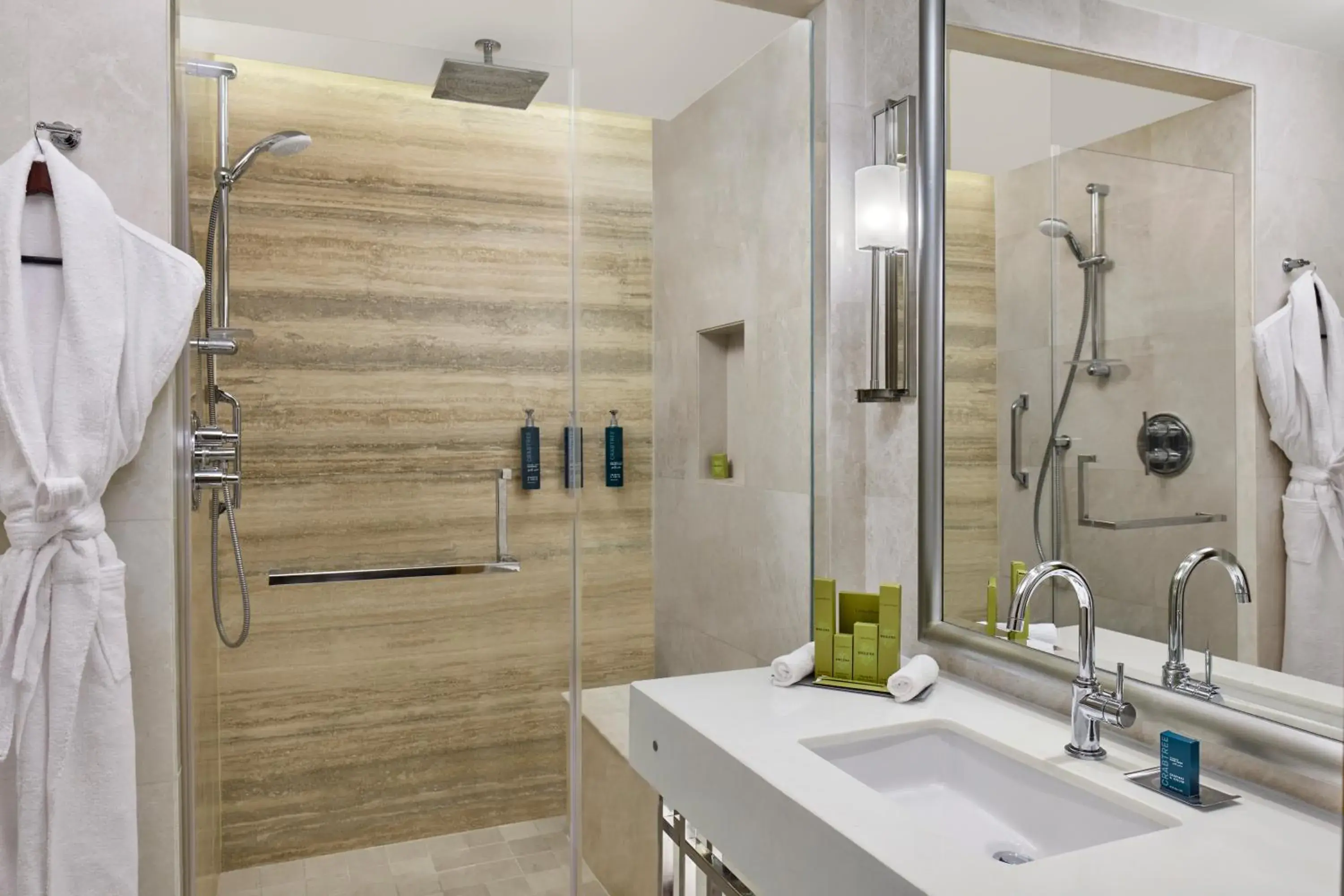 Executive Twin Room with Partial Haram view in Hilton Hotel & Convention Jabal Omar Makkah Executive Twin Room with Partial Haram view in Hilton Hotel & Convention Jabal Omar Makkah