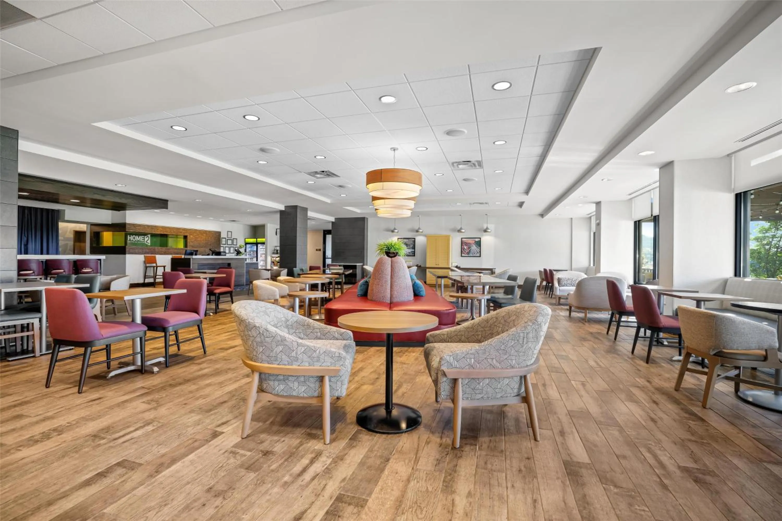 Lobby or reception in Home2 Suites By Hilton Pigeon Forge