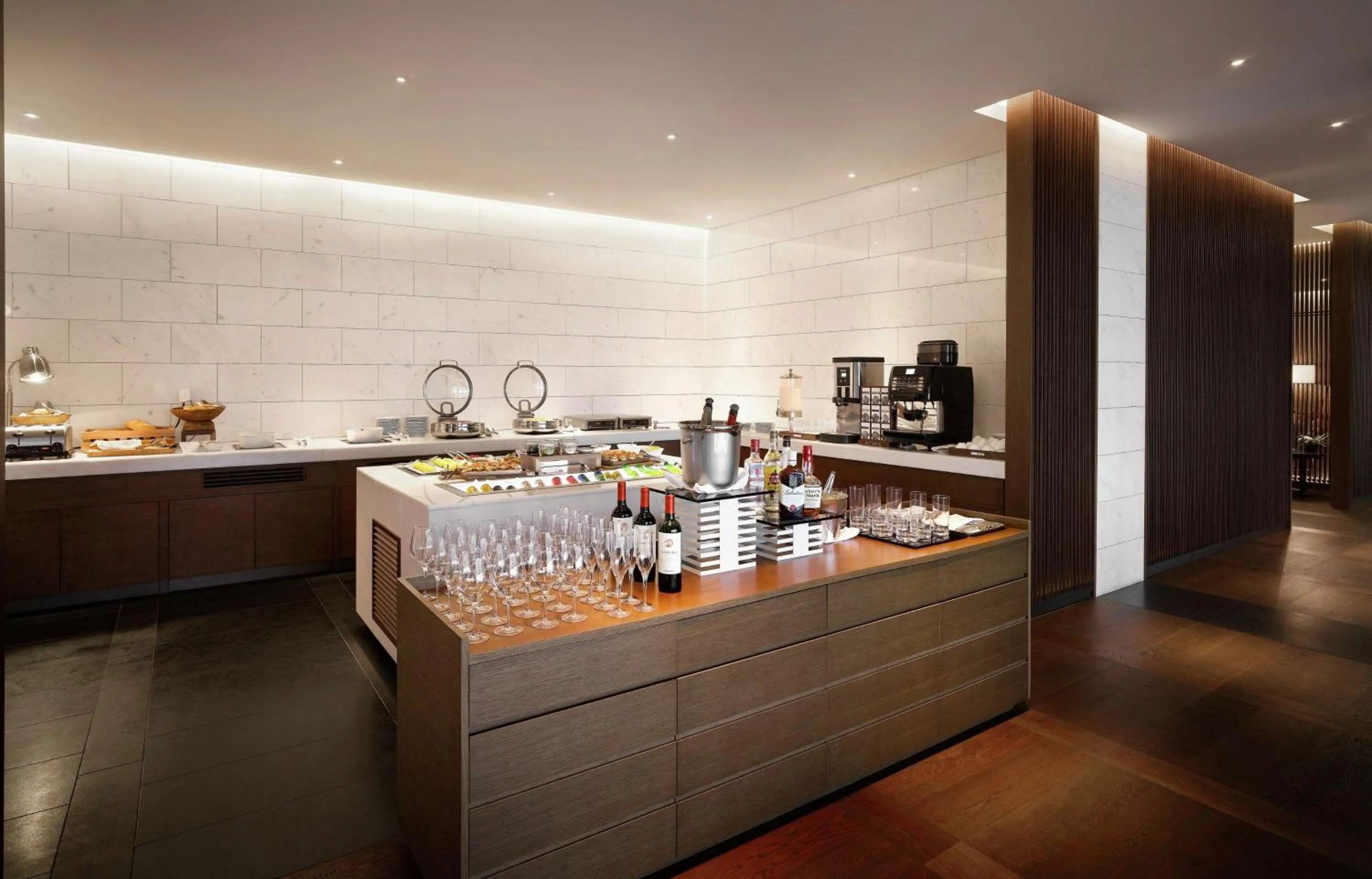 Kitchen or kitchenette in Ananti at Busan Cove