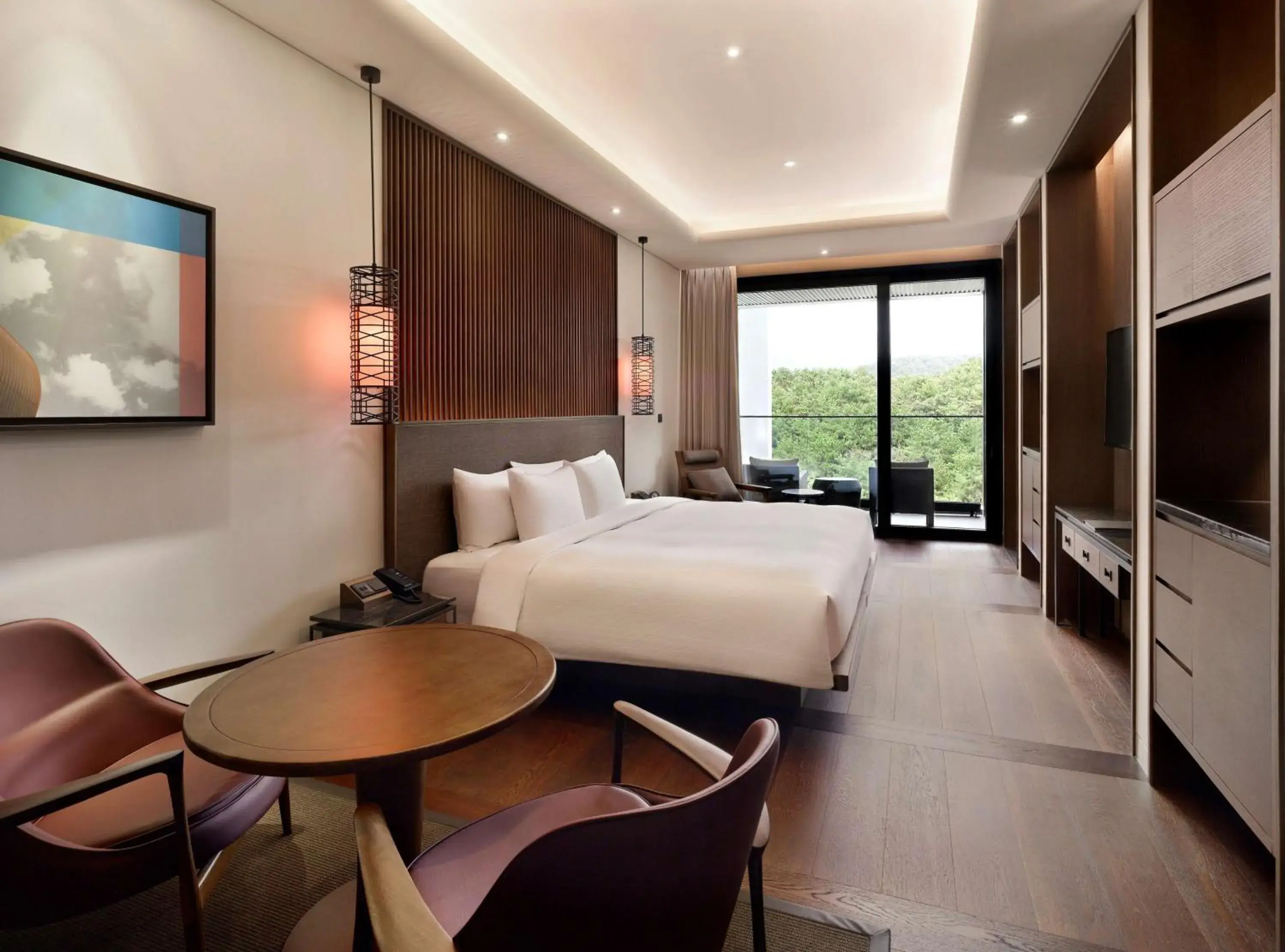 Executive King Room with Lounge Access in Ananti at Busan Cove Executive King Room with Lounge Access in Ananti at Busan Cove