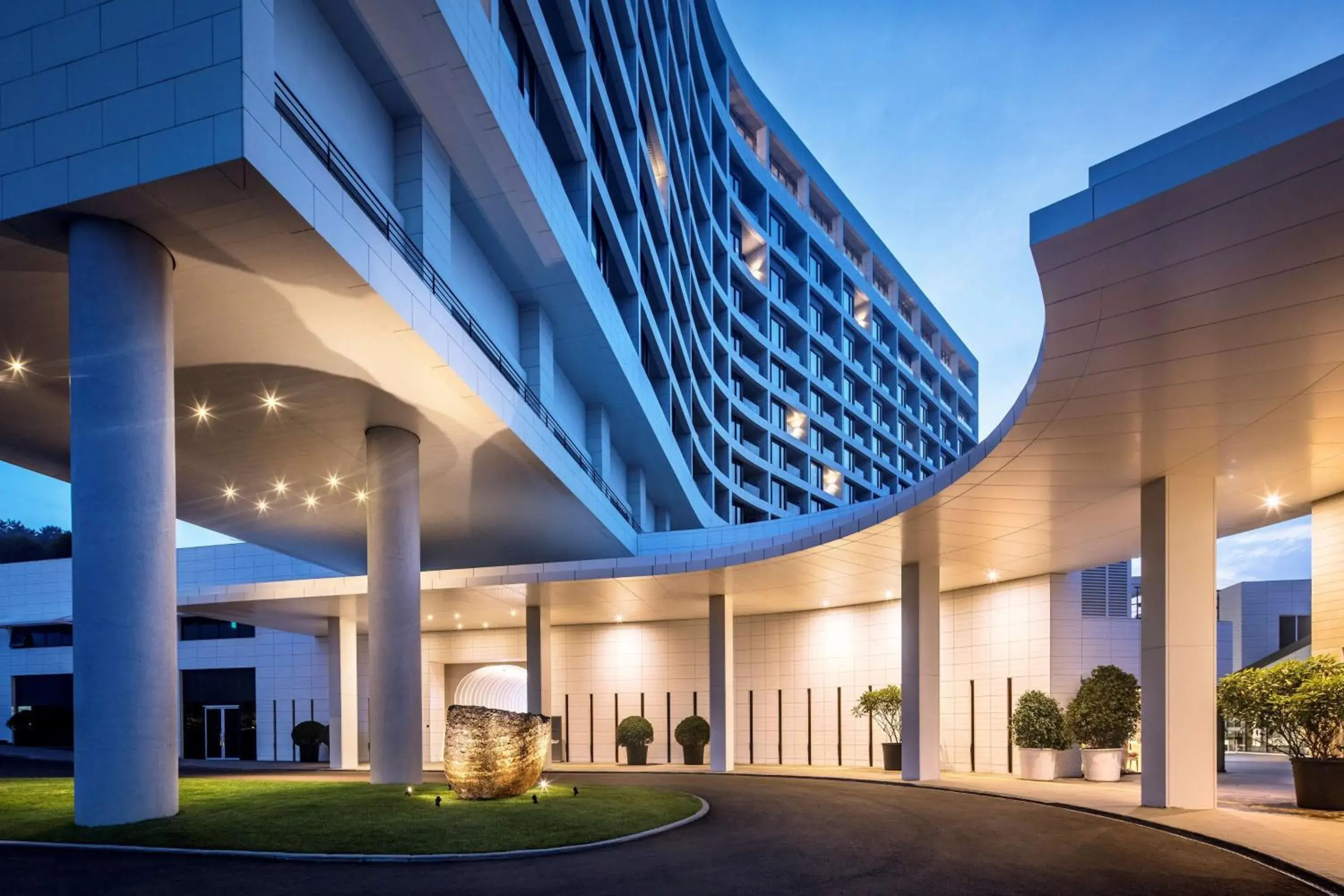 Property building in Ananti at Busan Cove Property building in Ananti at Busan Cove