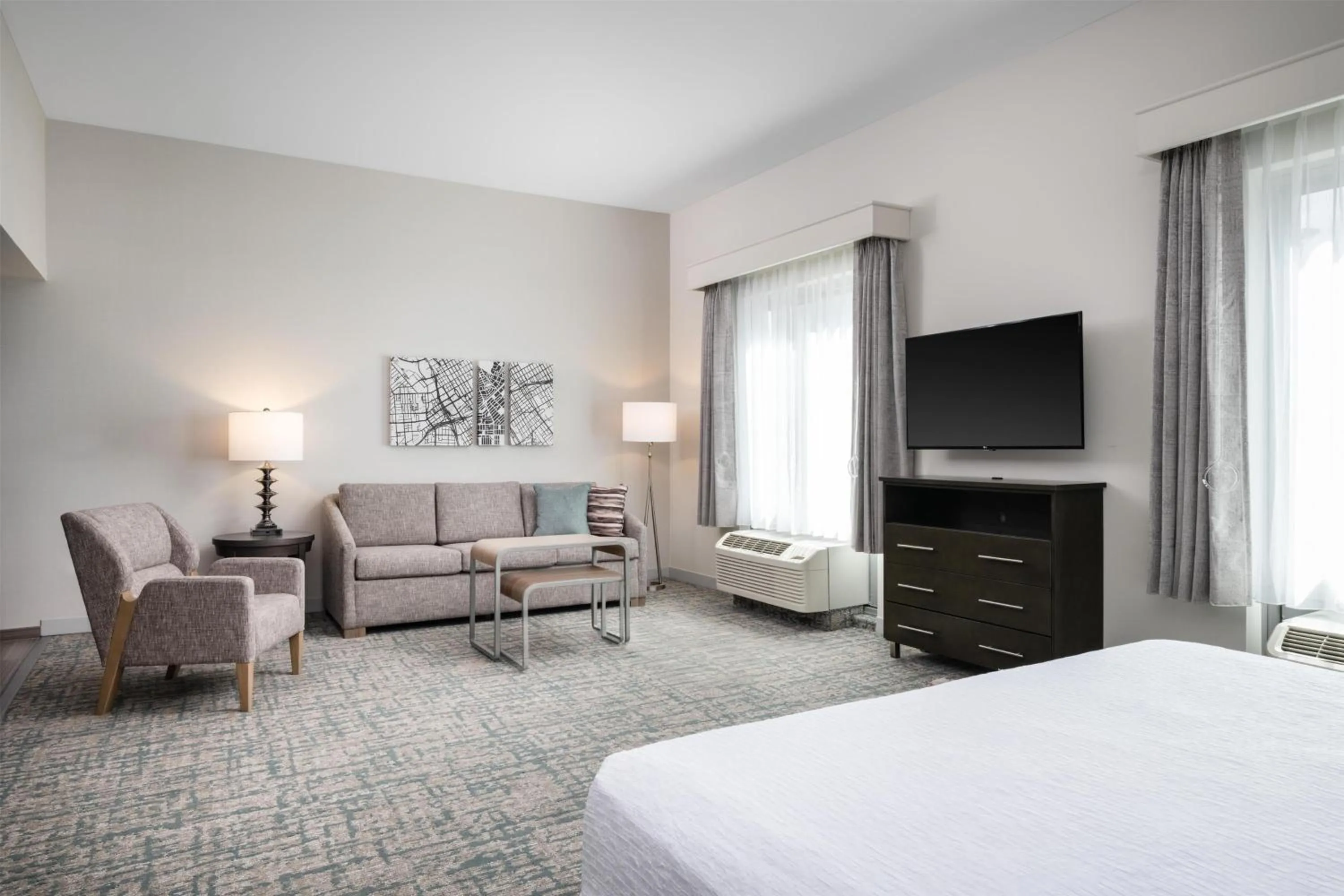 Living room, Bed in Homewood Suites By Hilton San Jose Santa Clara