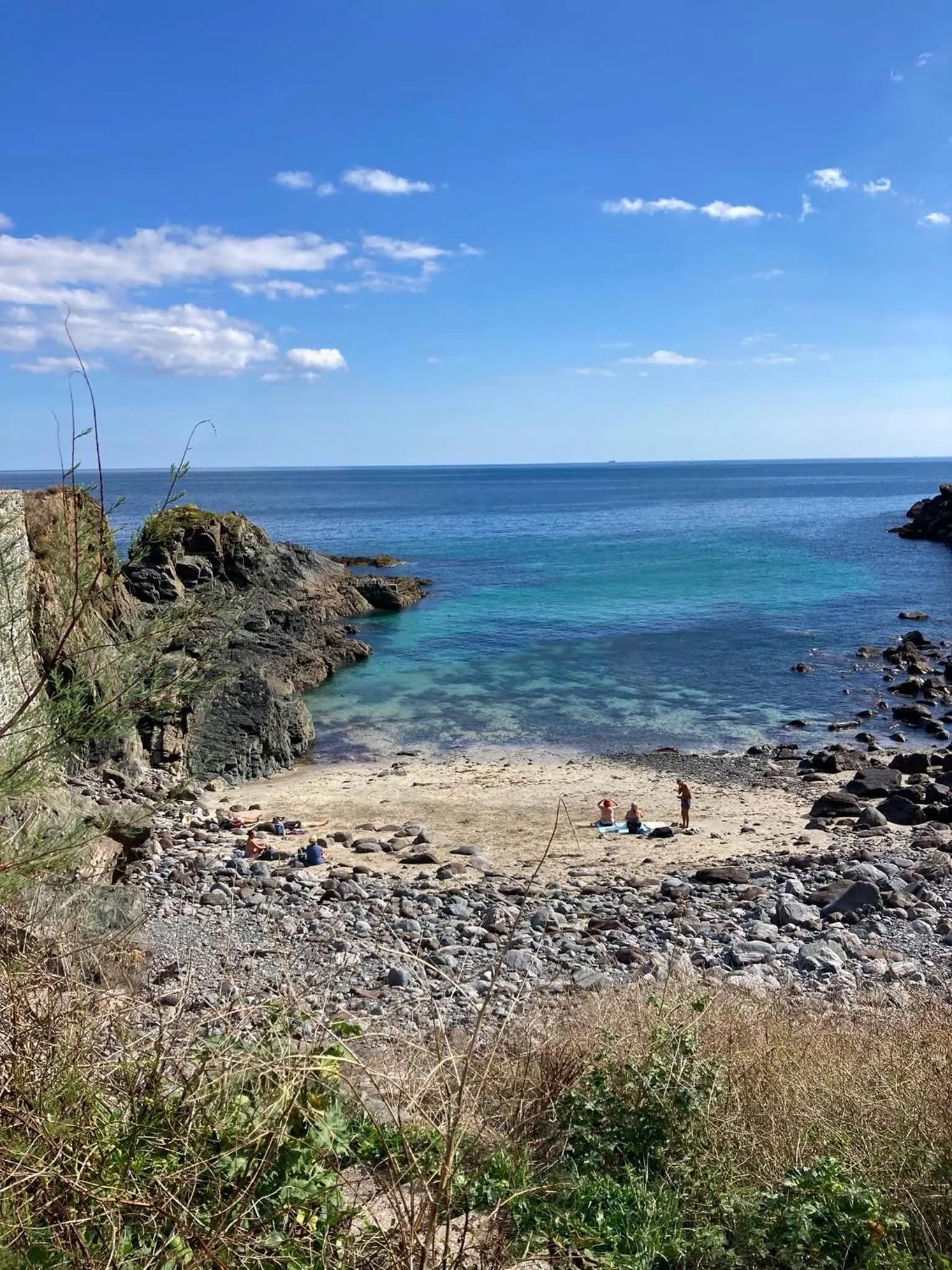 Beach in Cadgwith Cove Inn