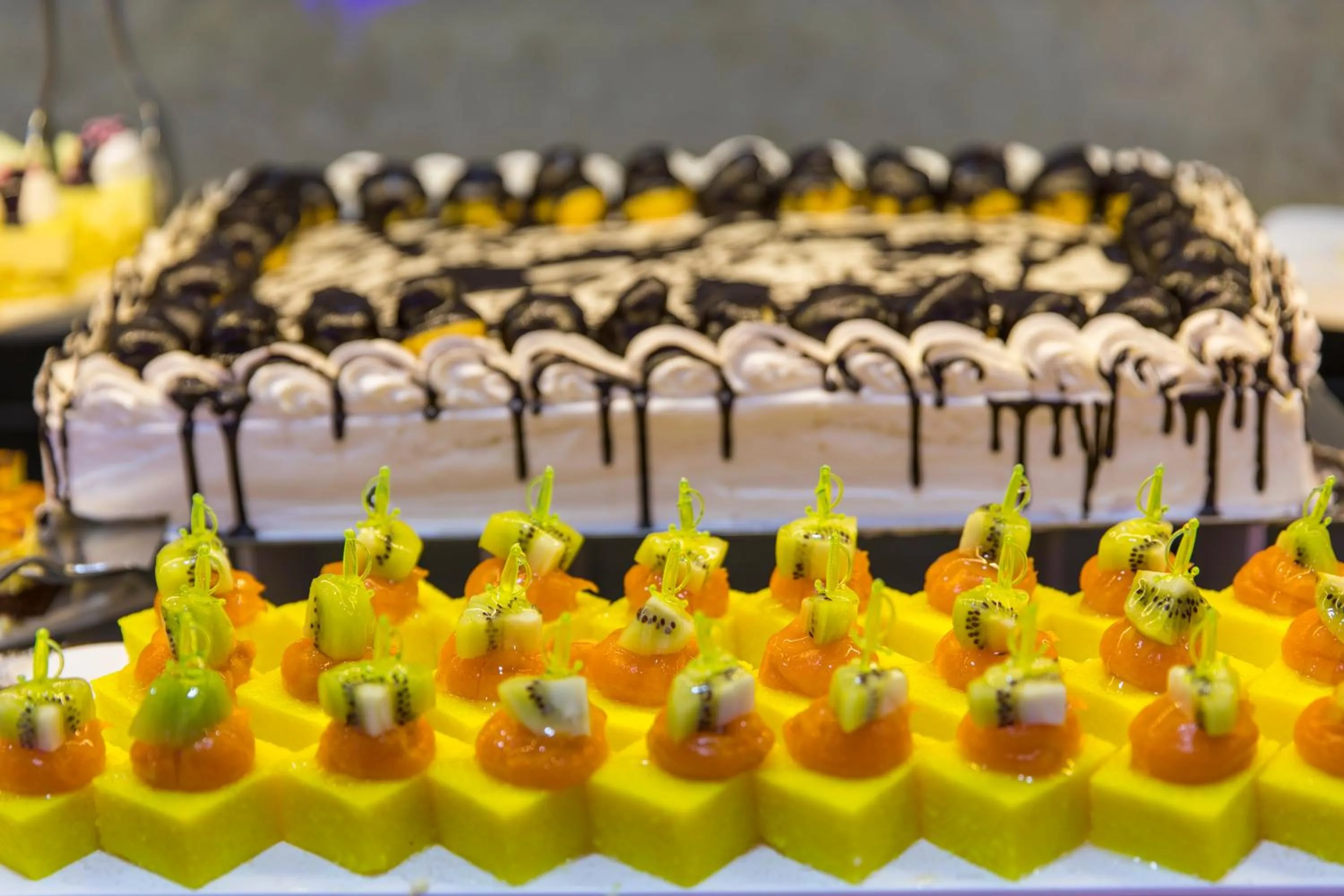 Food and drinks in Holiday Park Resort - Ultra All İnclusive