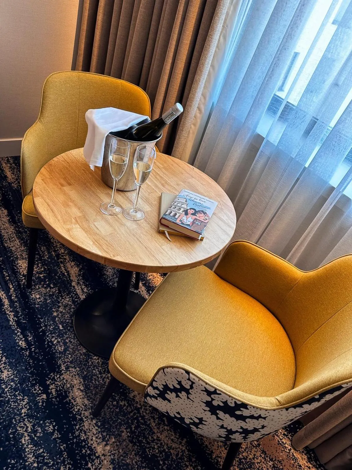 Seating area in Dublin Skylon Hotel