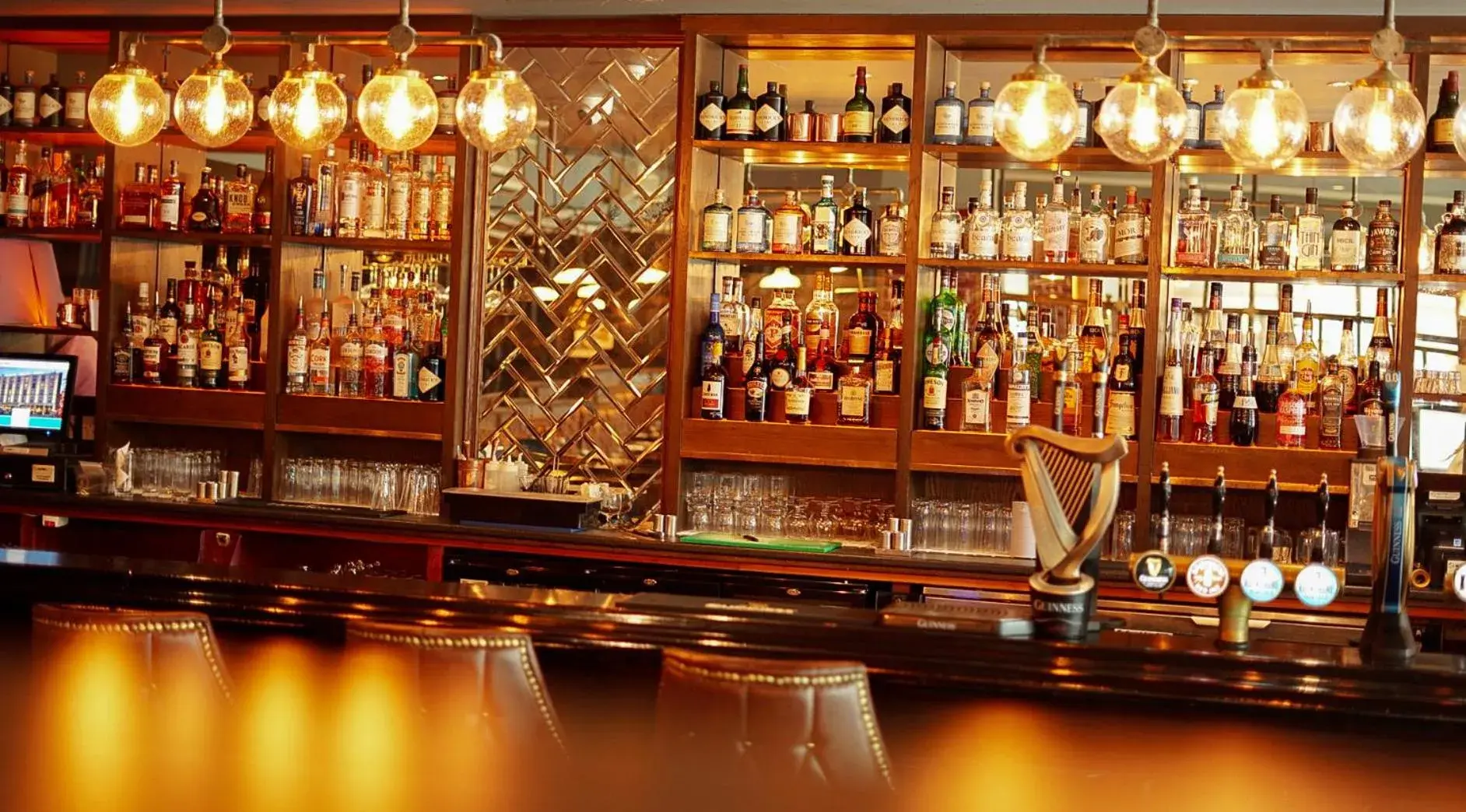 Restaurant/places to eat in Dublin Skylon Hotel Restaurant/places to eat in Dublin Skylon Hotel