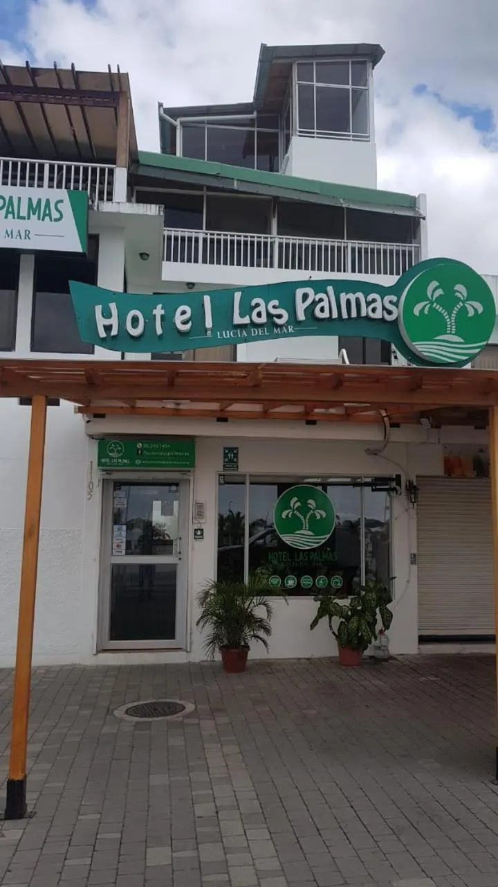 Property building in Hotel Las Palmas