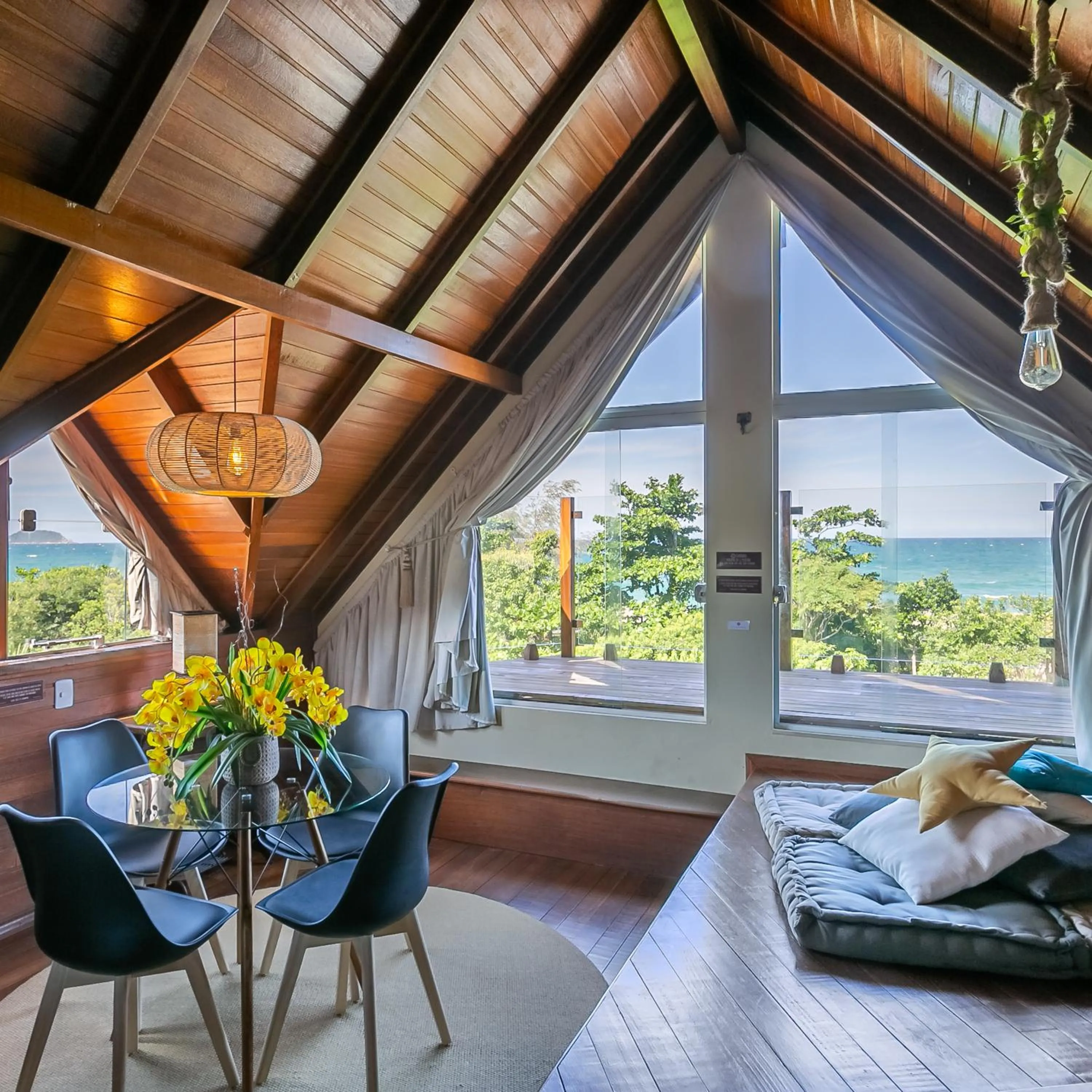 Penareia Floripa Beach Hotel