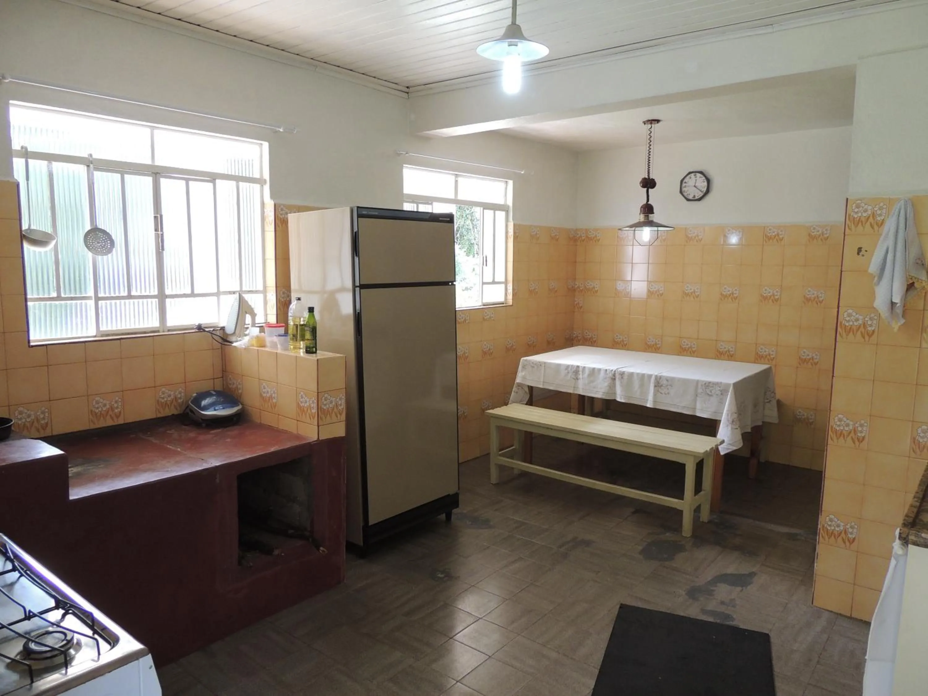 Communal kitchen, Bed in Tô na Roça
