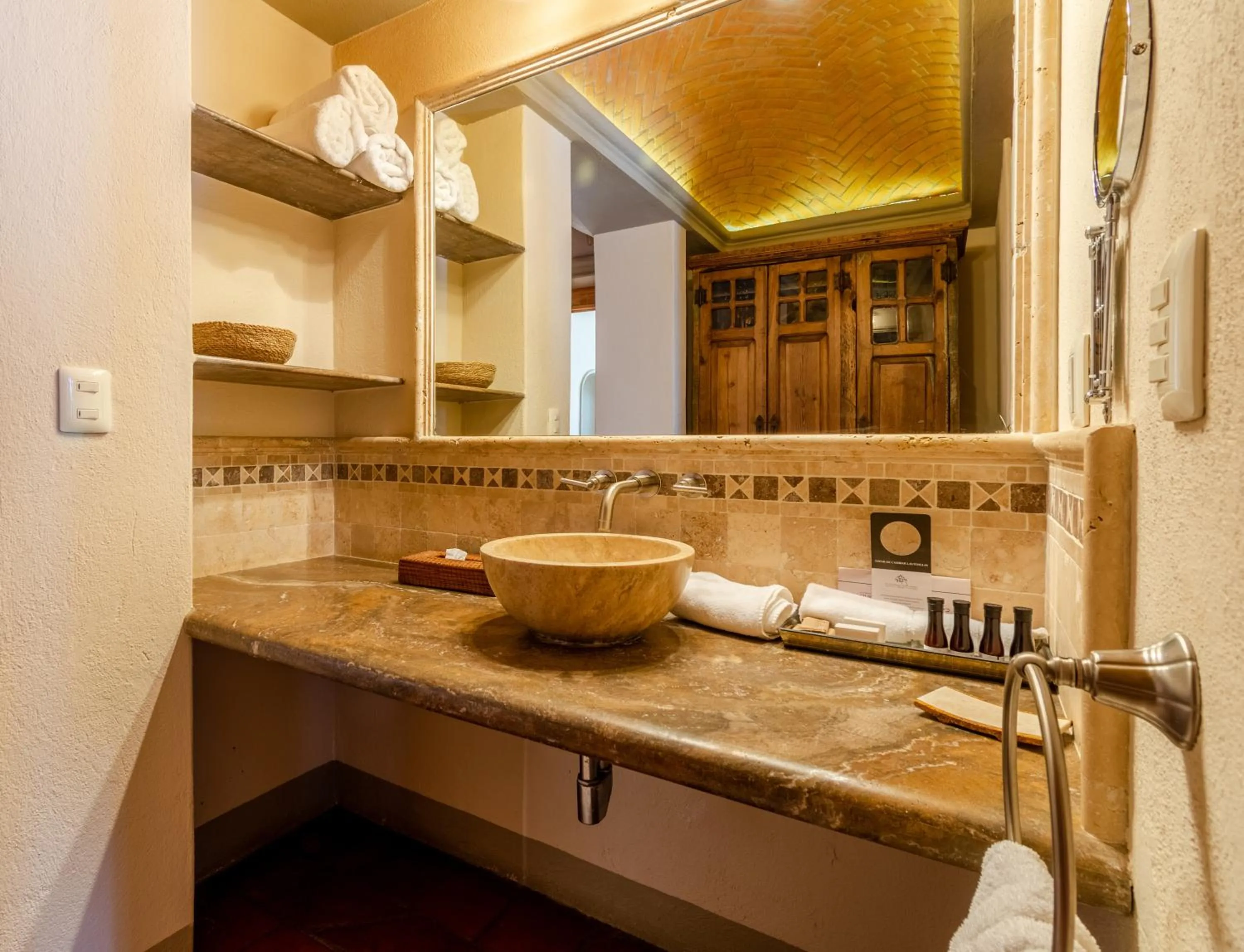 Bathroom in Hotel Camino de Vinos