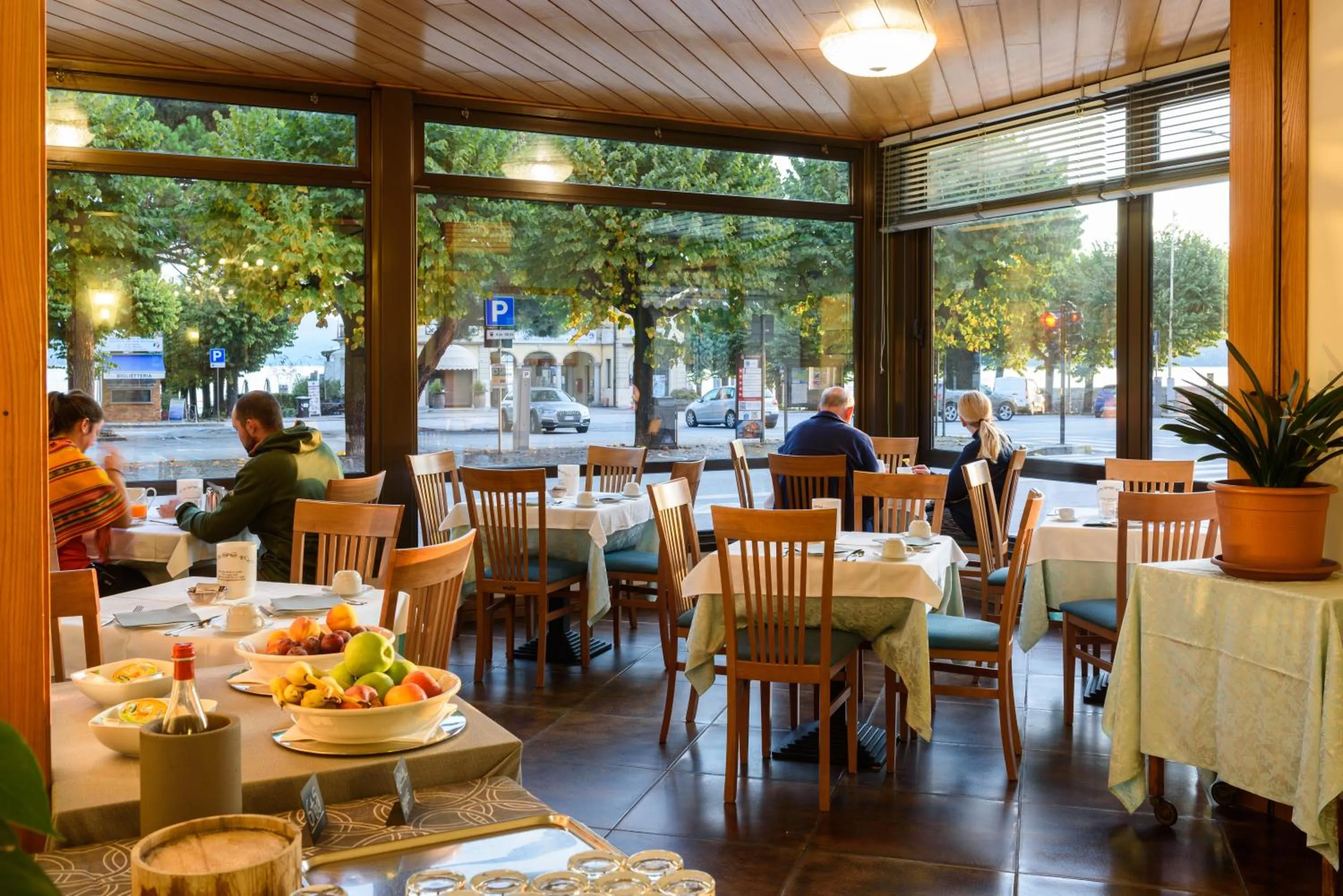 Breakfast in Hotel Italie et Suisse