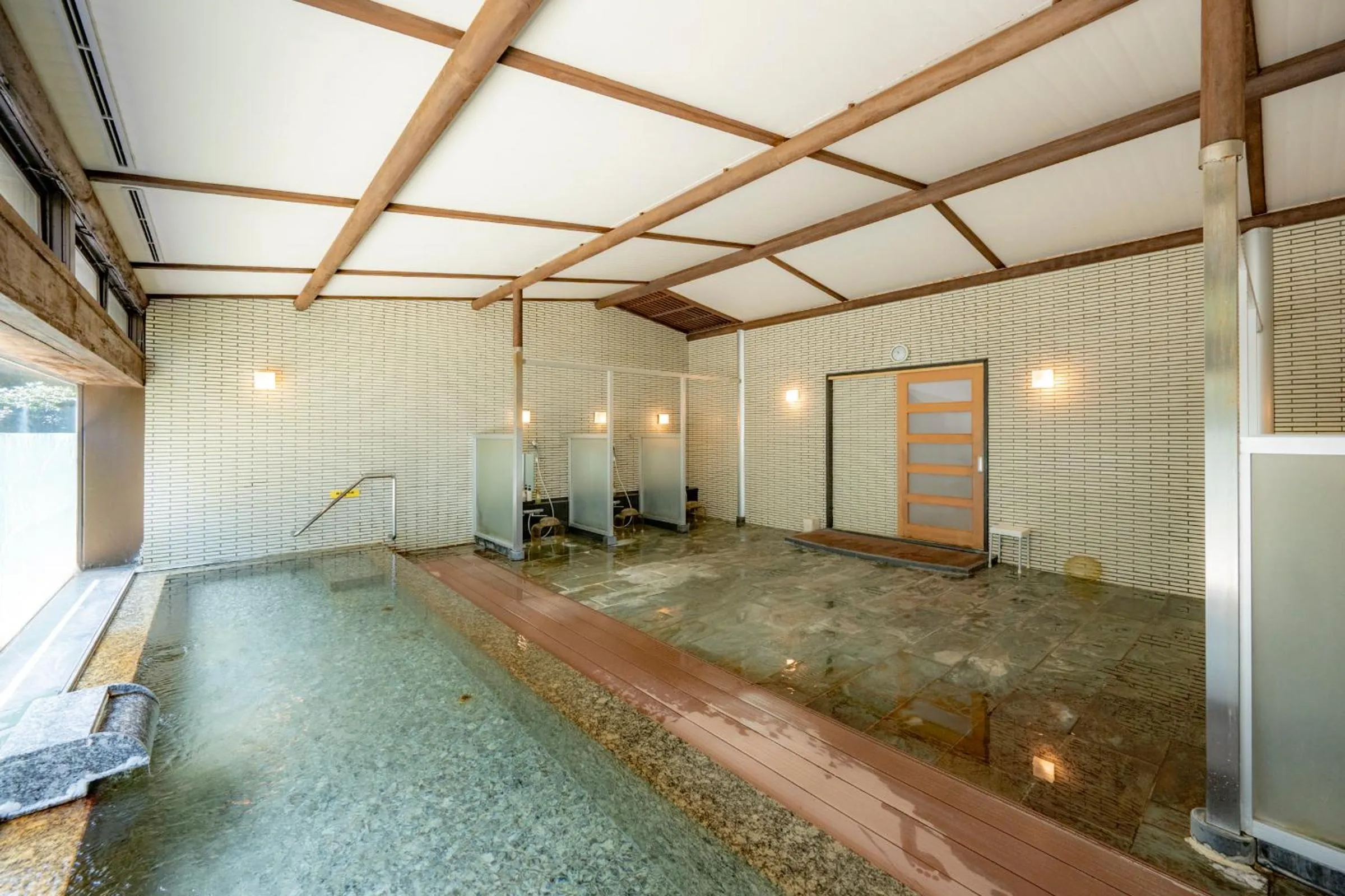 Hot Spring Bath in Southern Cross Resort