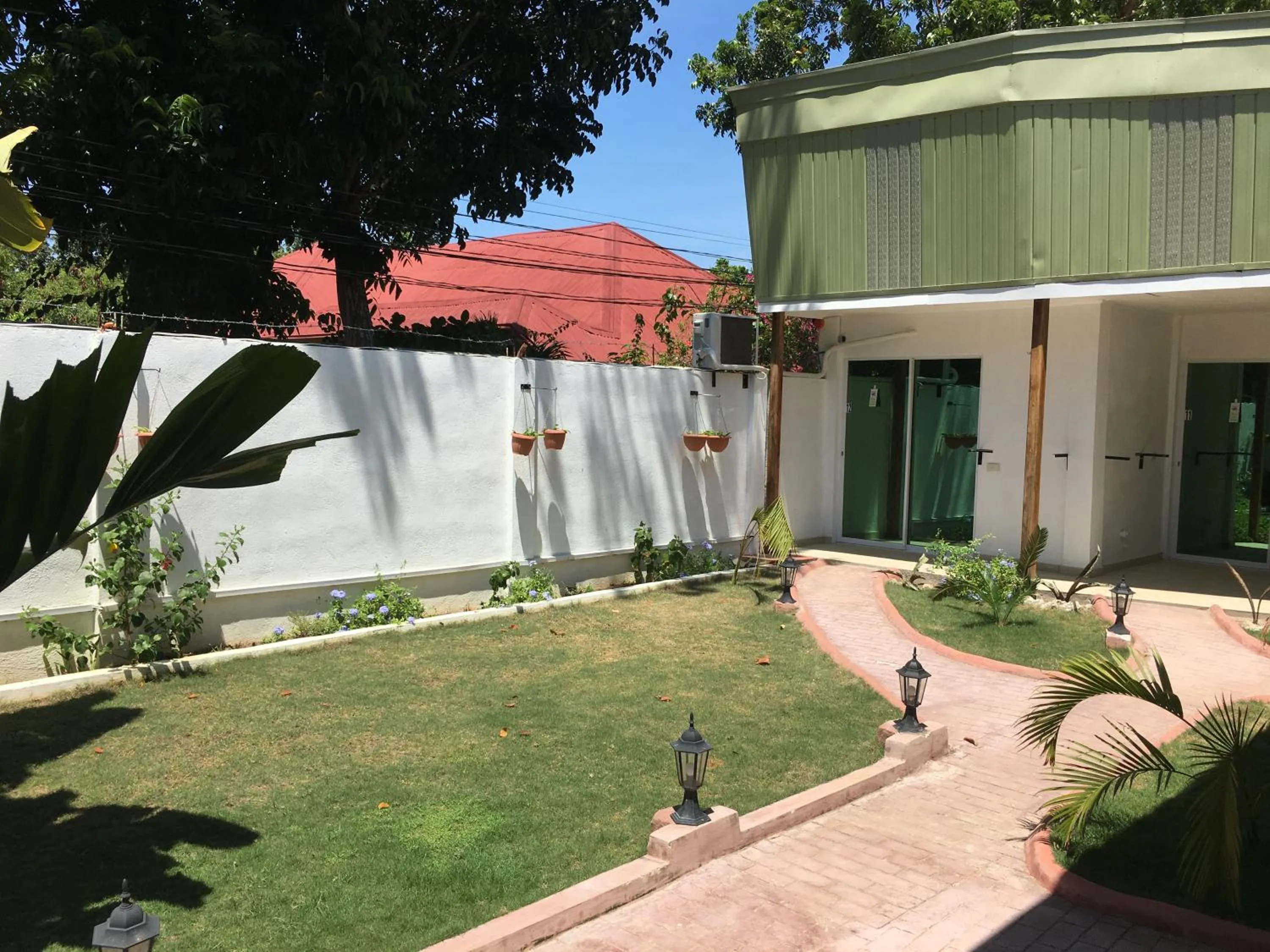 Property building in Alona Gecko Inn