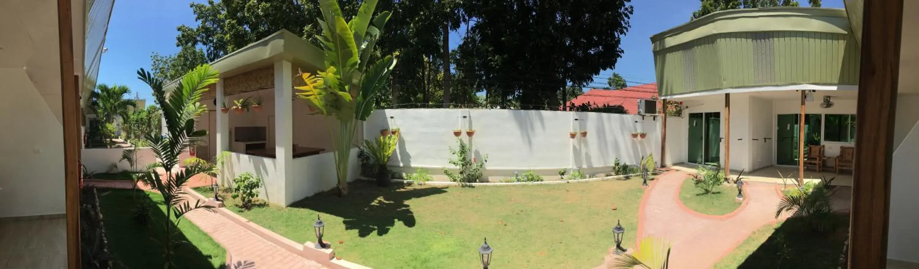 Property building in Alona Gecko Inn Property building in Alona Gecko Inn