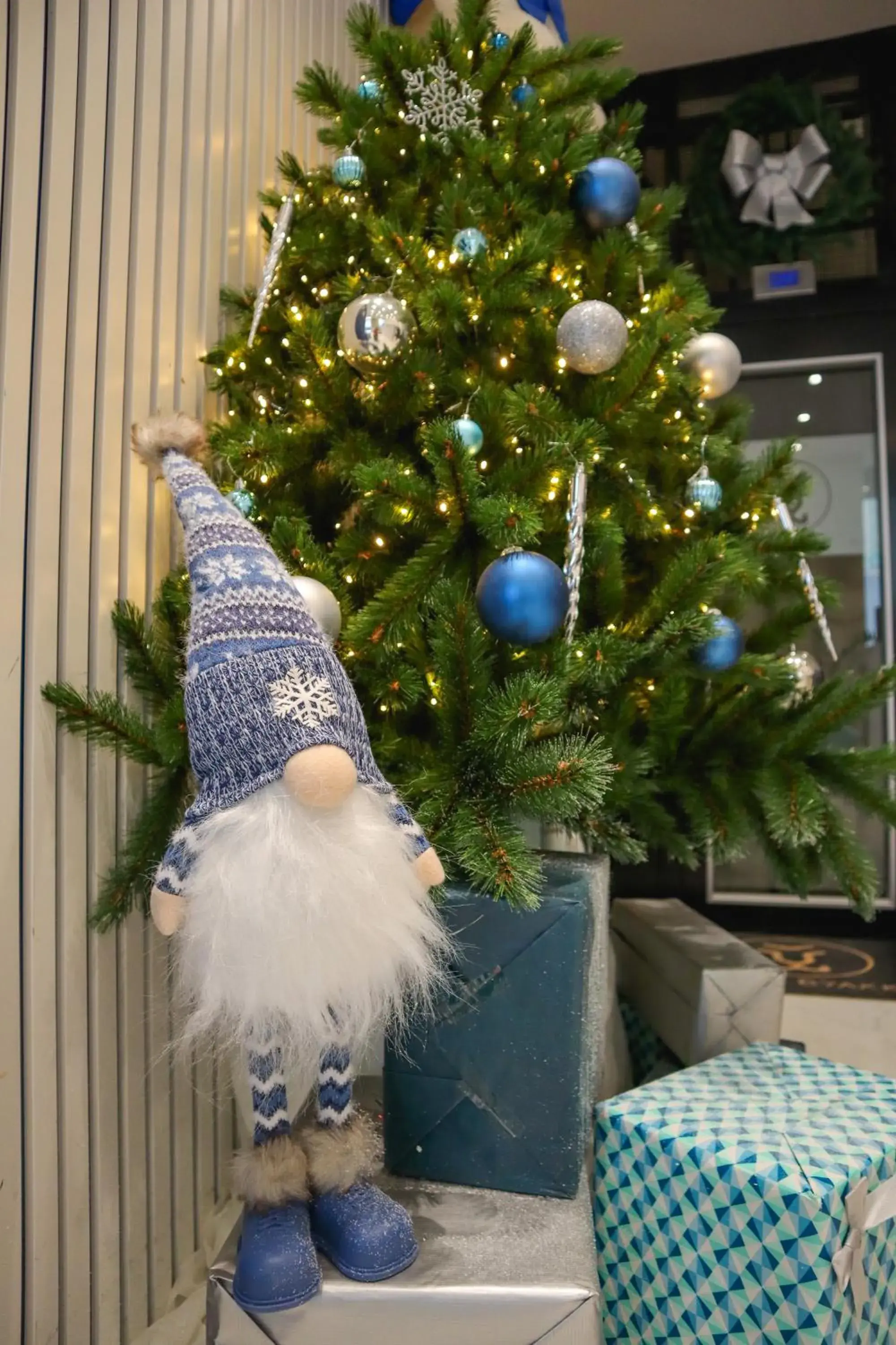 Property building in Hôtel Byakko Nice Property building in Hôtel Byakko Nice