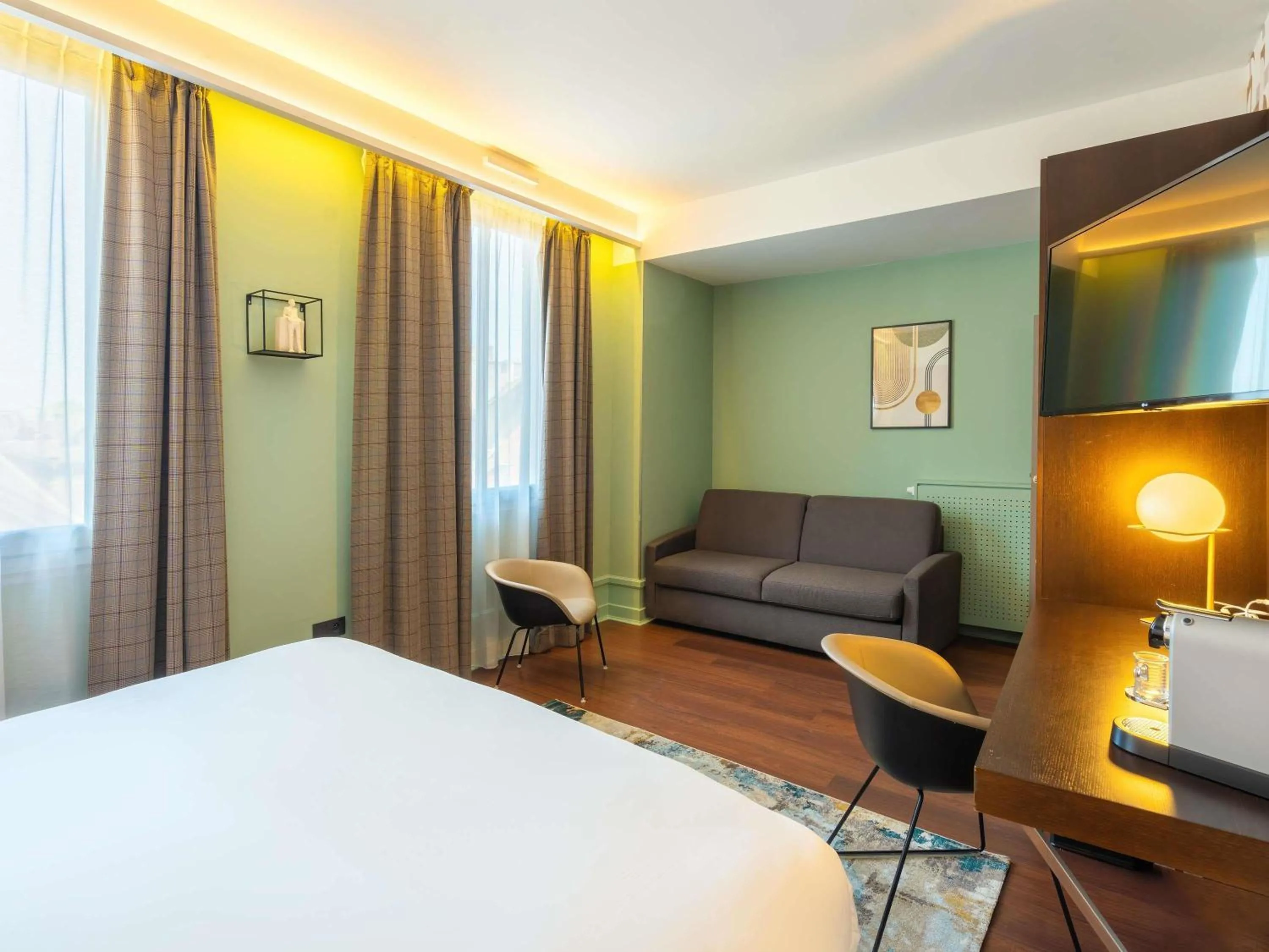 Bedroom, Bed in Le Splendid Hotel Lac D'Annecy - Handwritten Collection