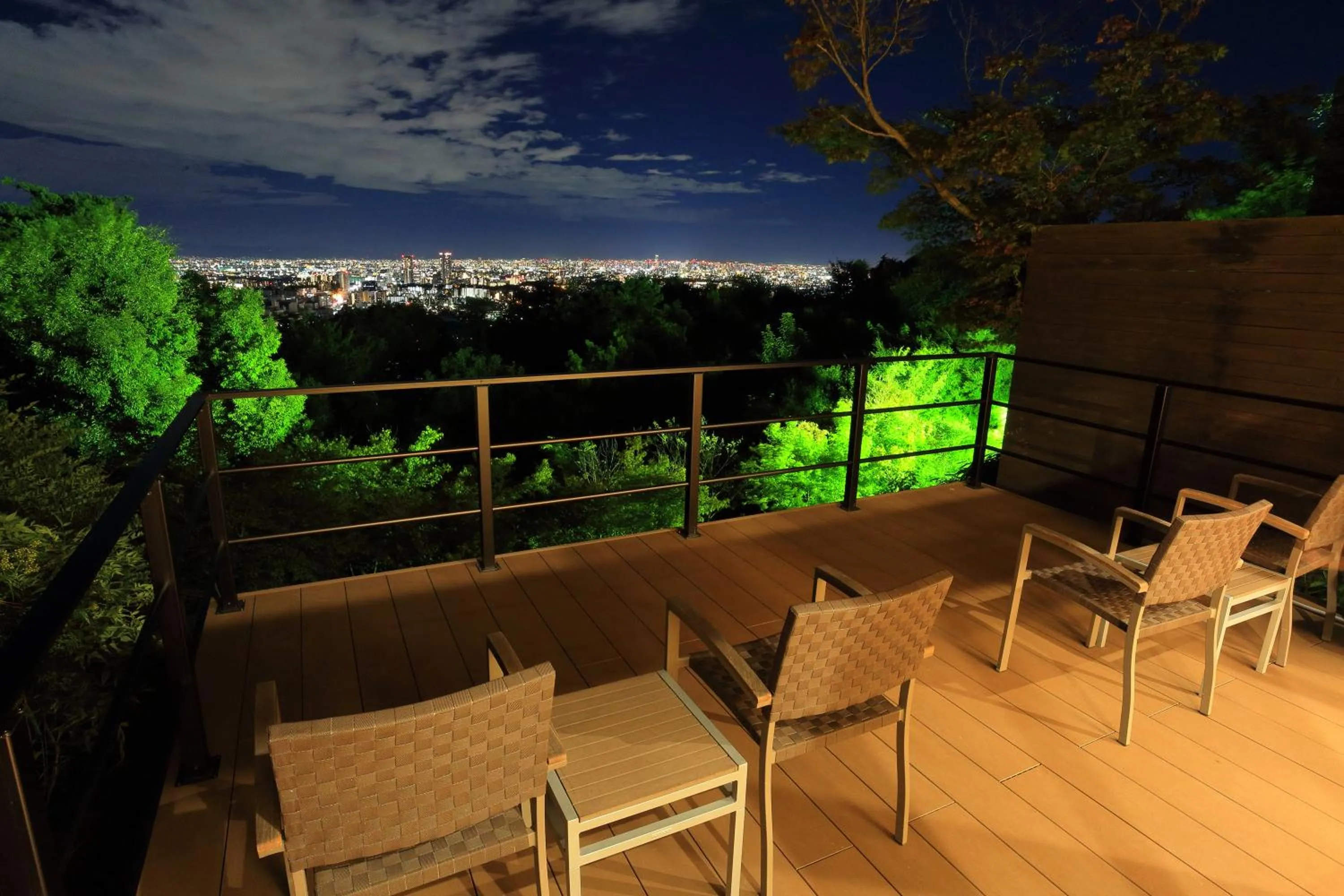 Balcony/Terrace in 山荘 風の杜 Sanso Kazenomori