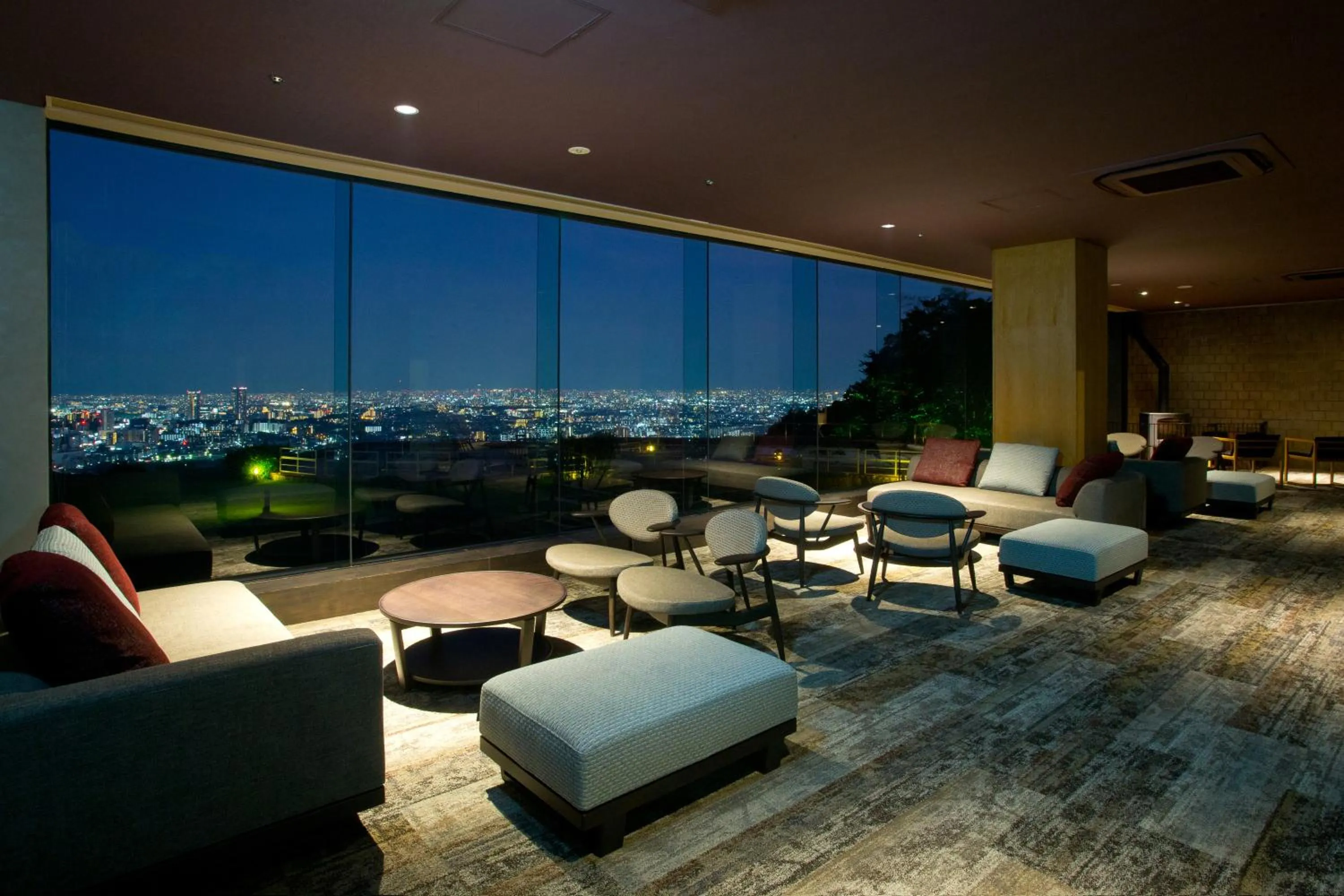 山荘 風の杜 Sanso Kazenomori