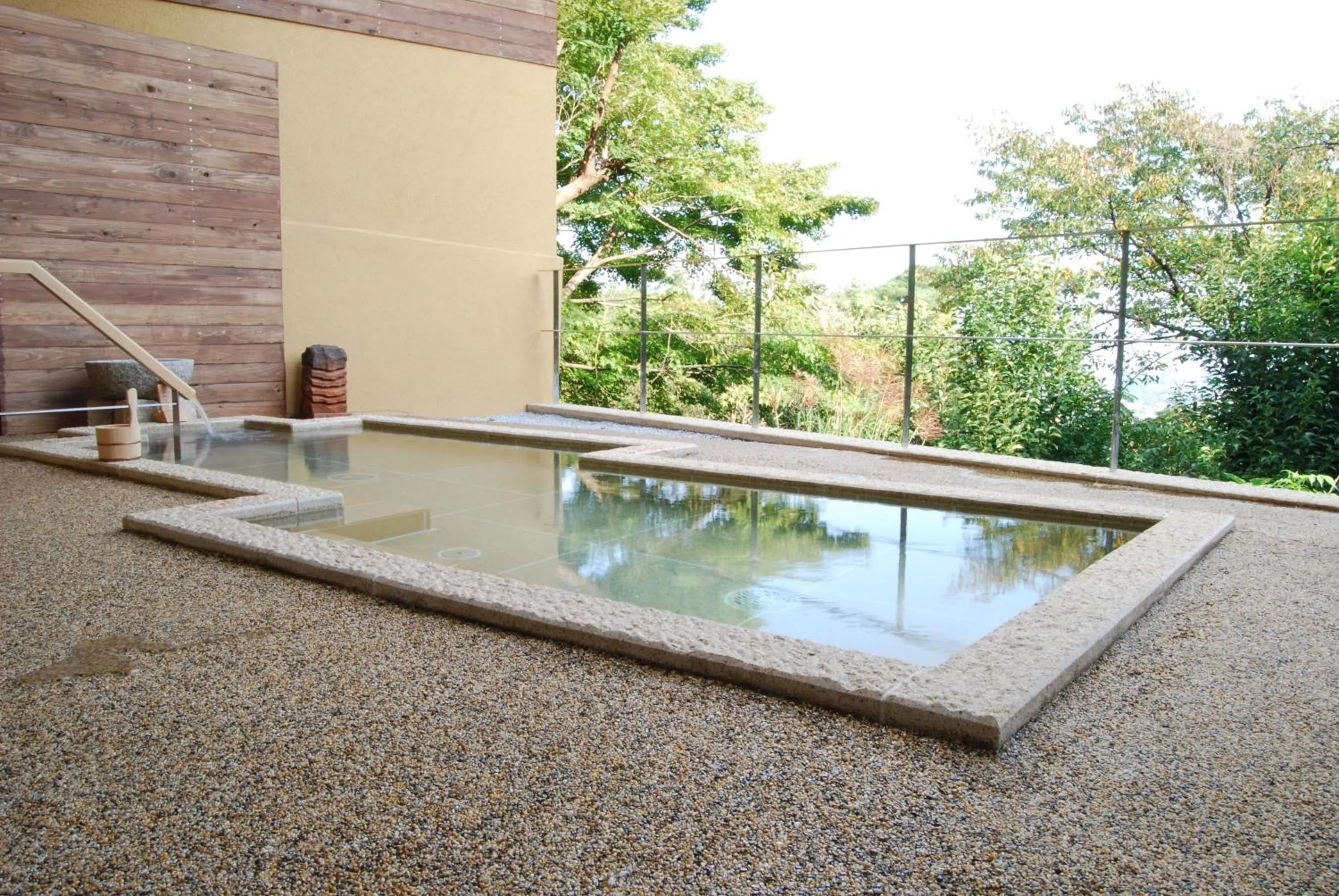 Open Air Bath in 山荘 風の杜 Sanso Kazenomori