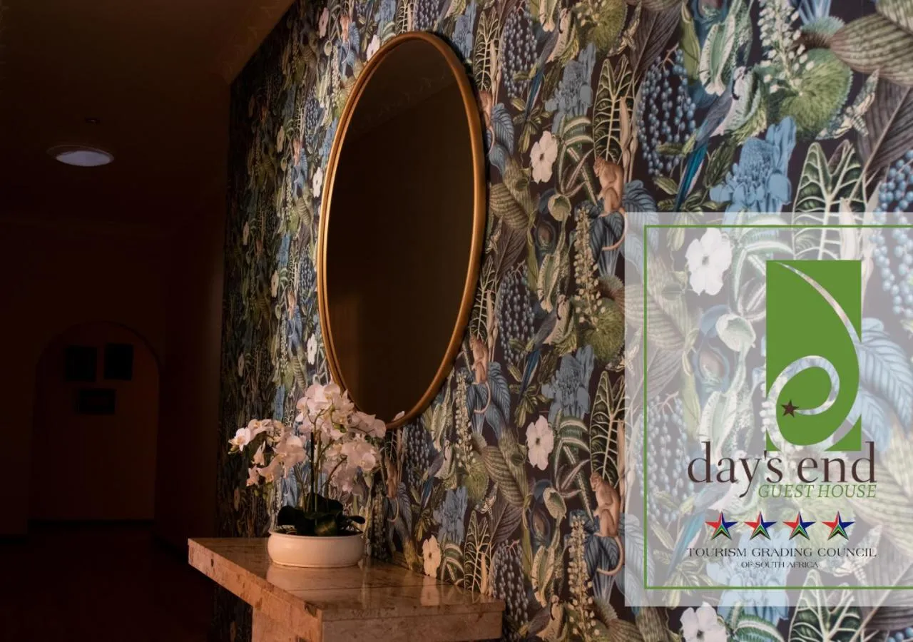 Facade/entrance in Day's End Guest House