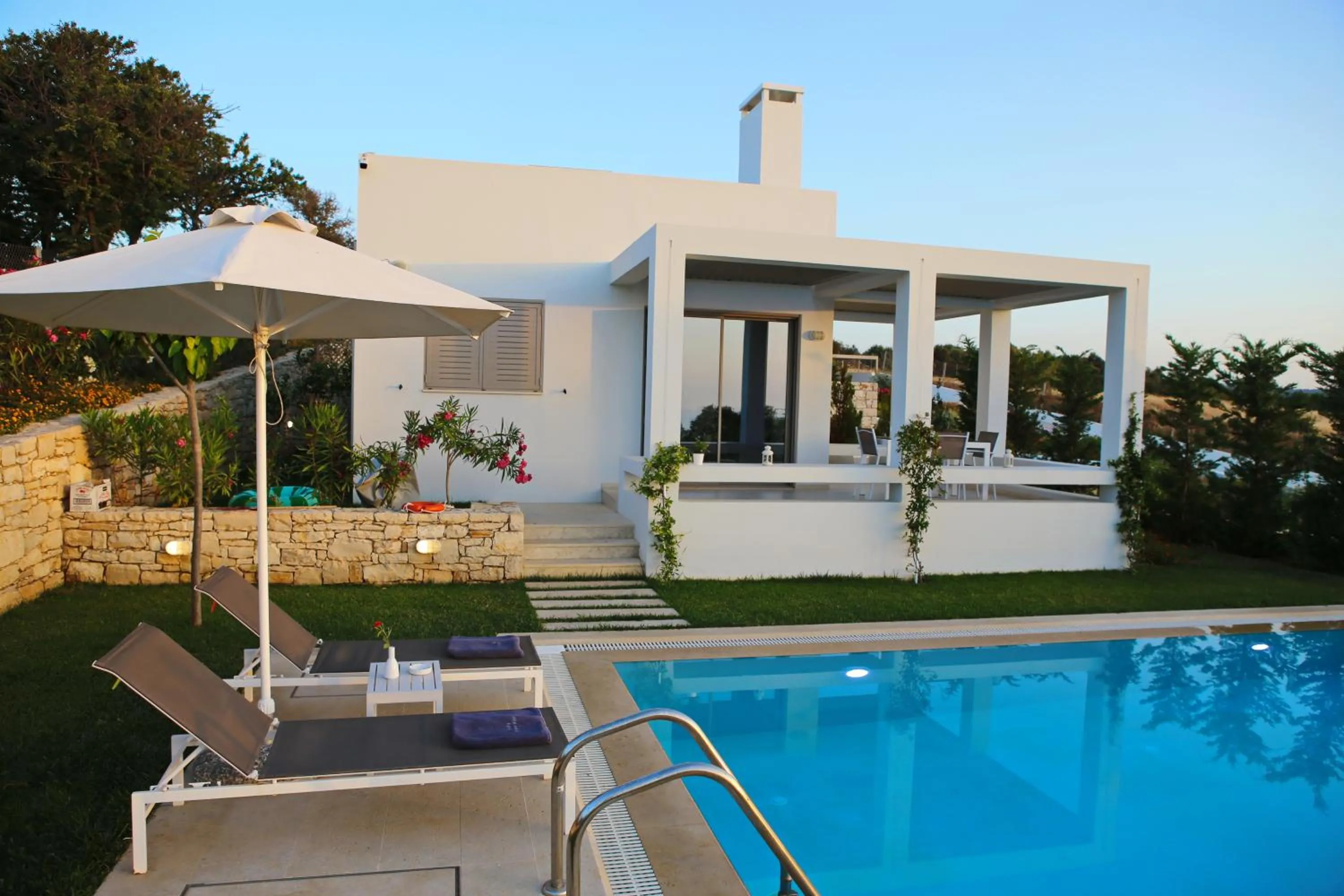 Swimming pool in Sofia Luxury Villas