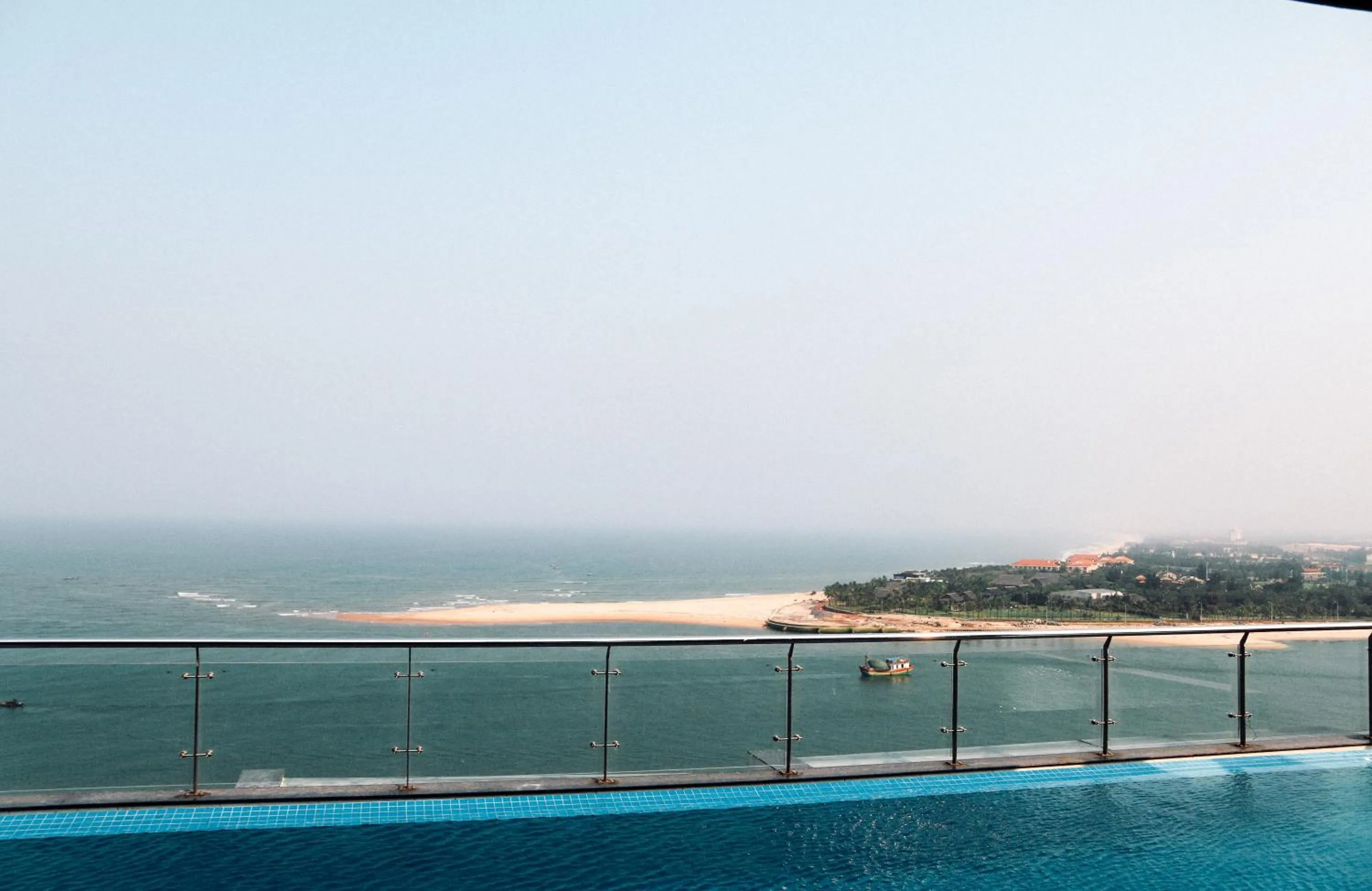 Property building in Vinh Hoang Hotel