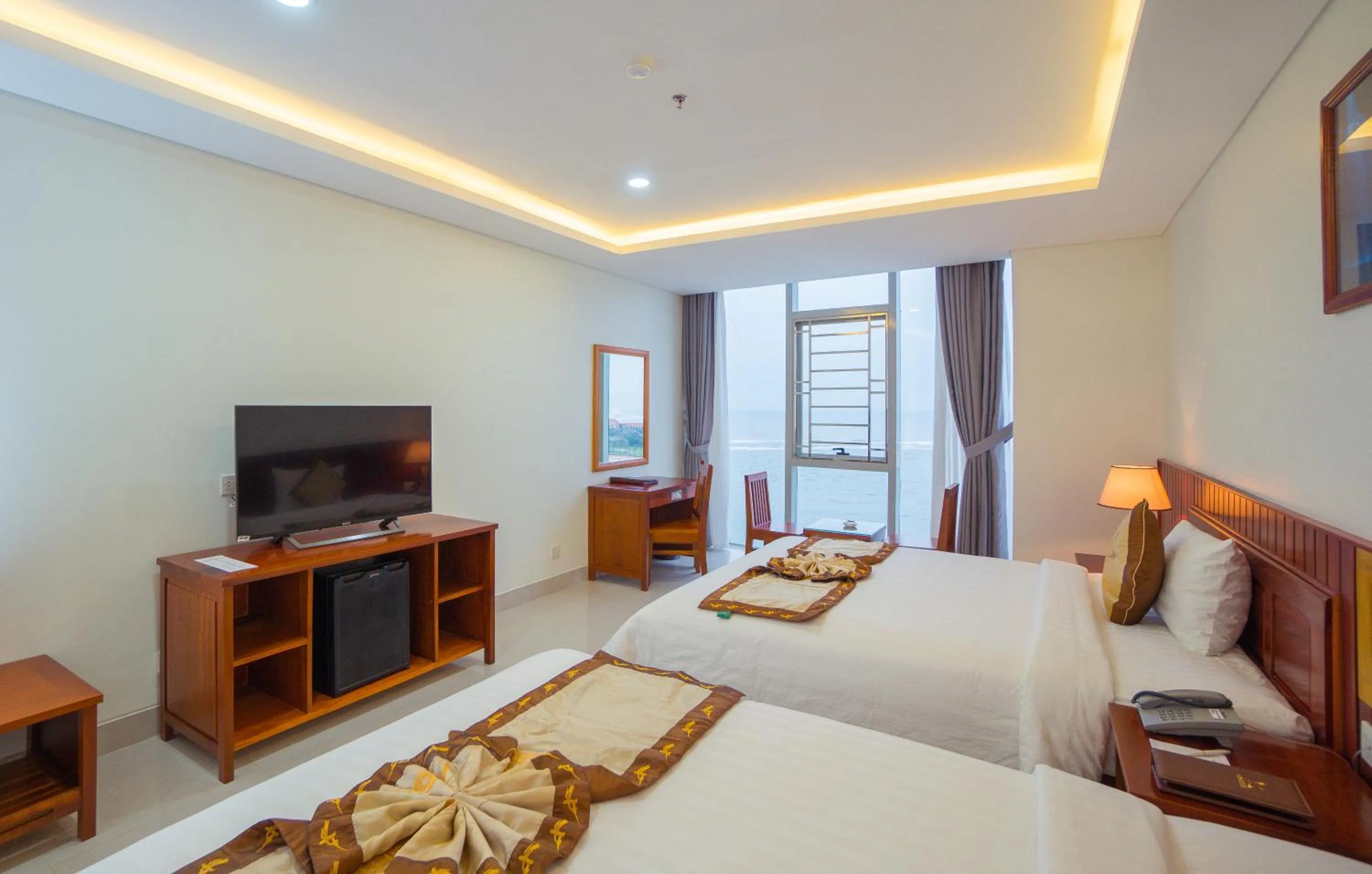 Bed in Vinh Hoang Hotel