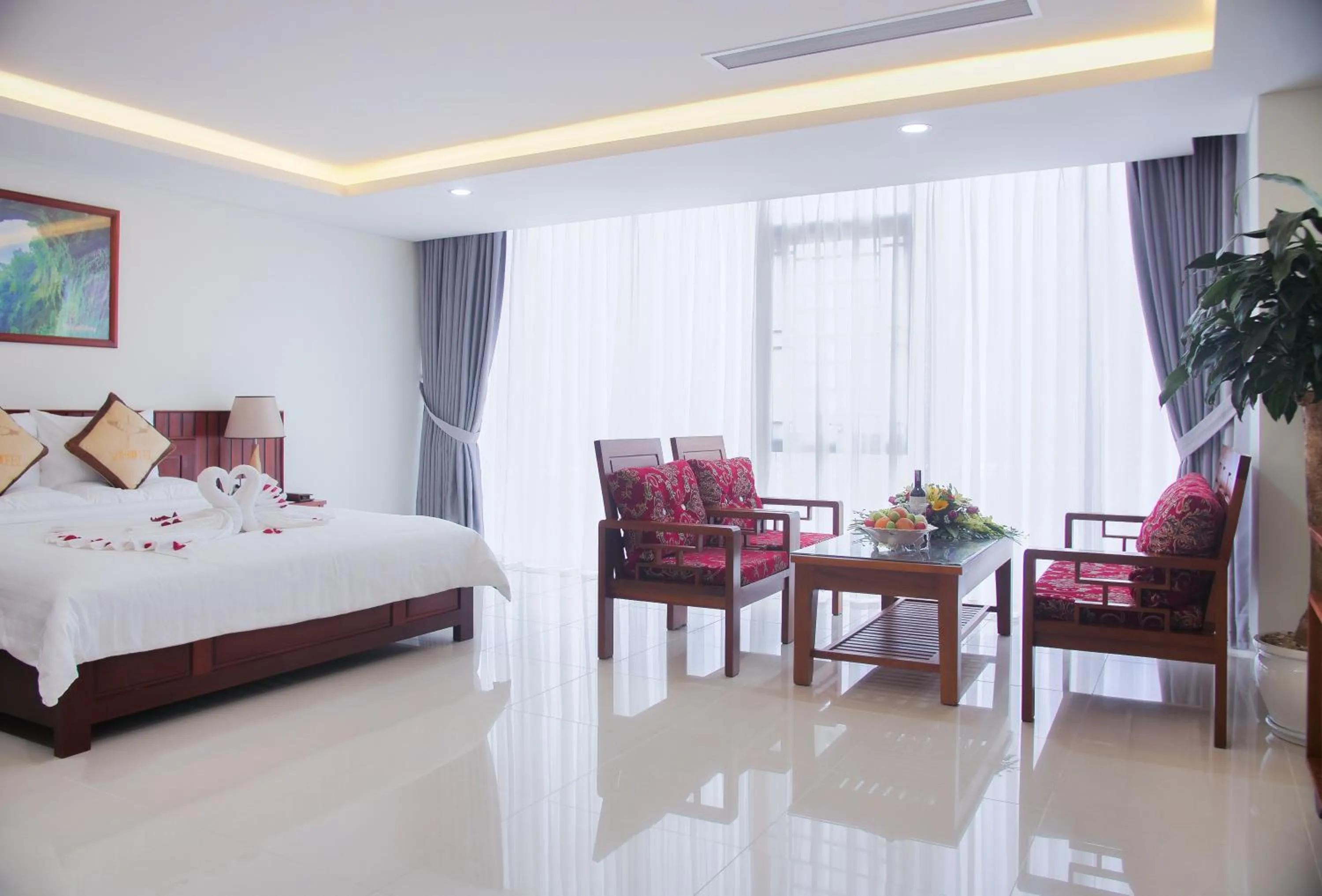 Bed in Vinh Hoang Hotel