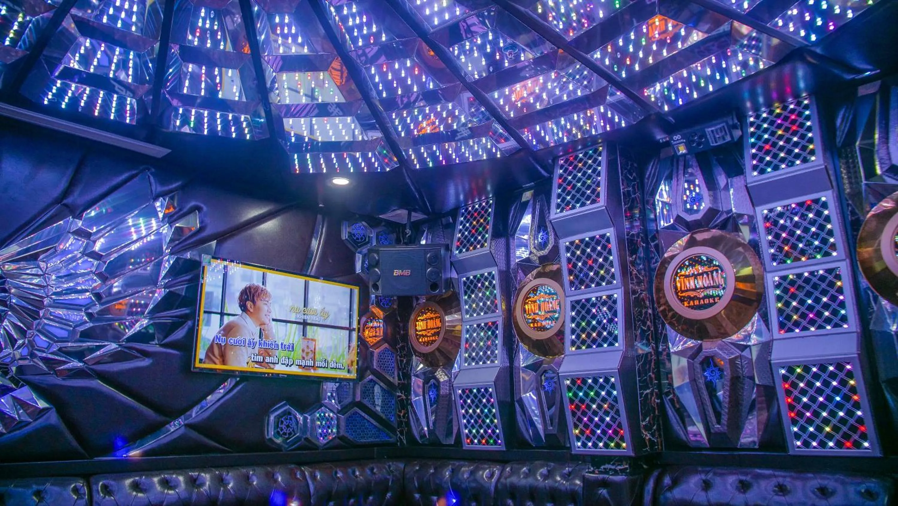 Karaoke in Vinh Hoang Hotel