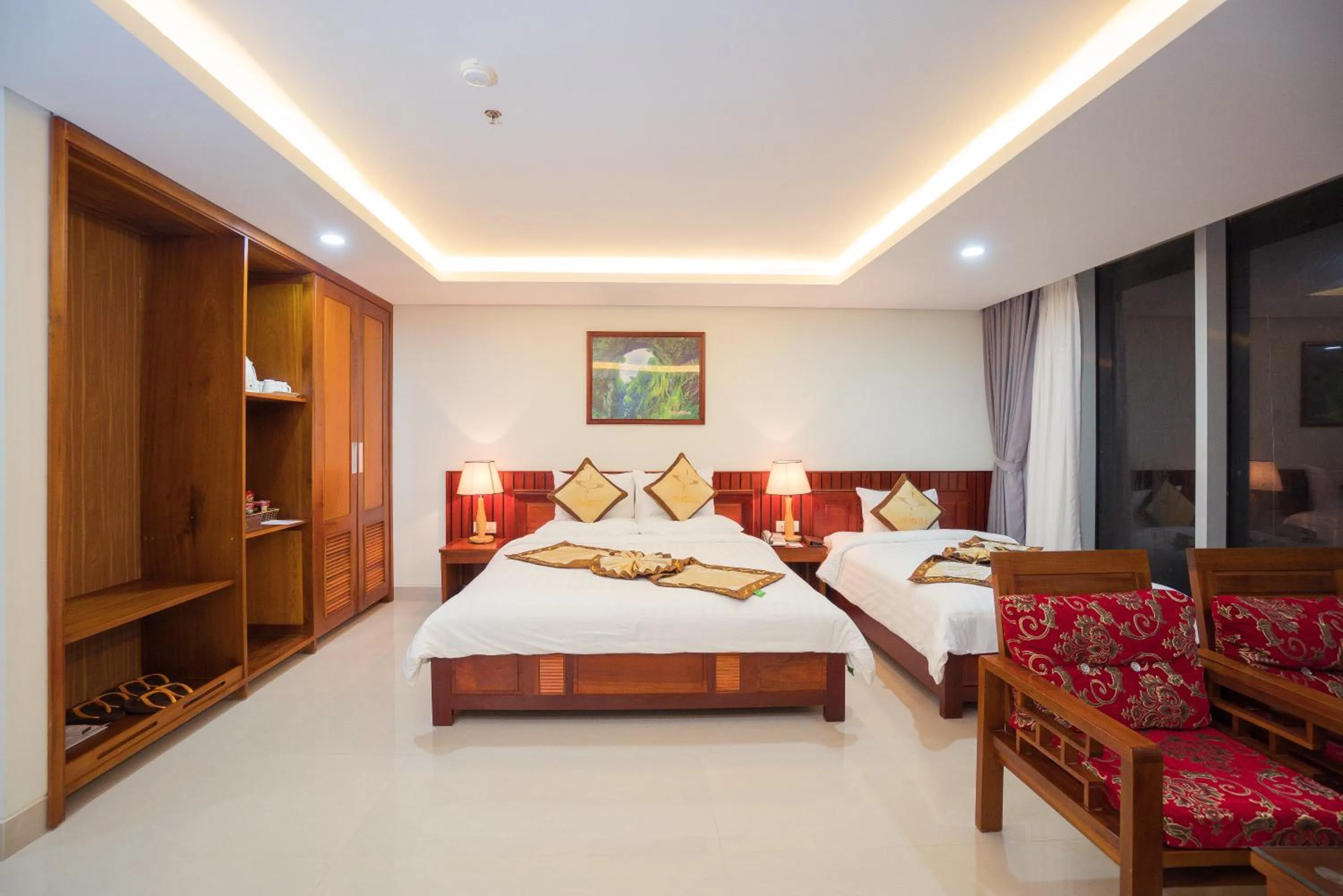 Bed in Vinh Hoang Hotel