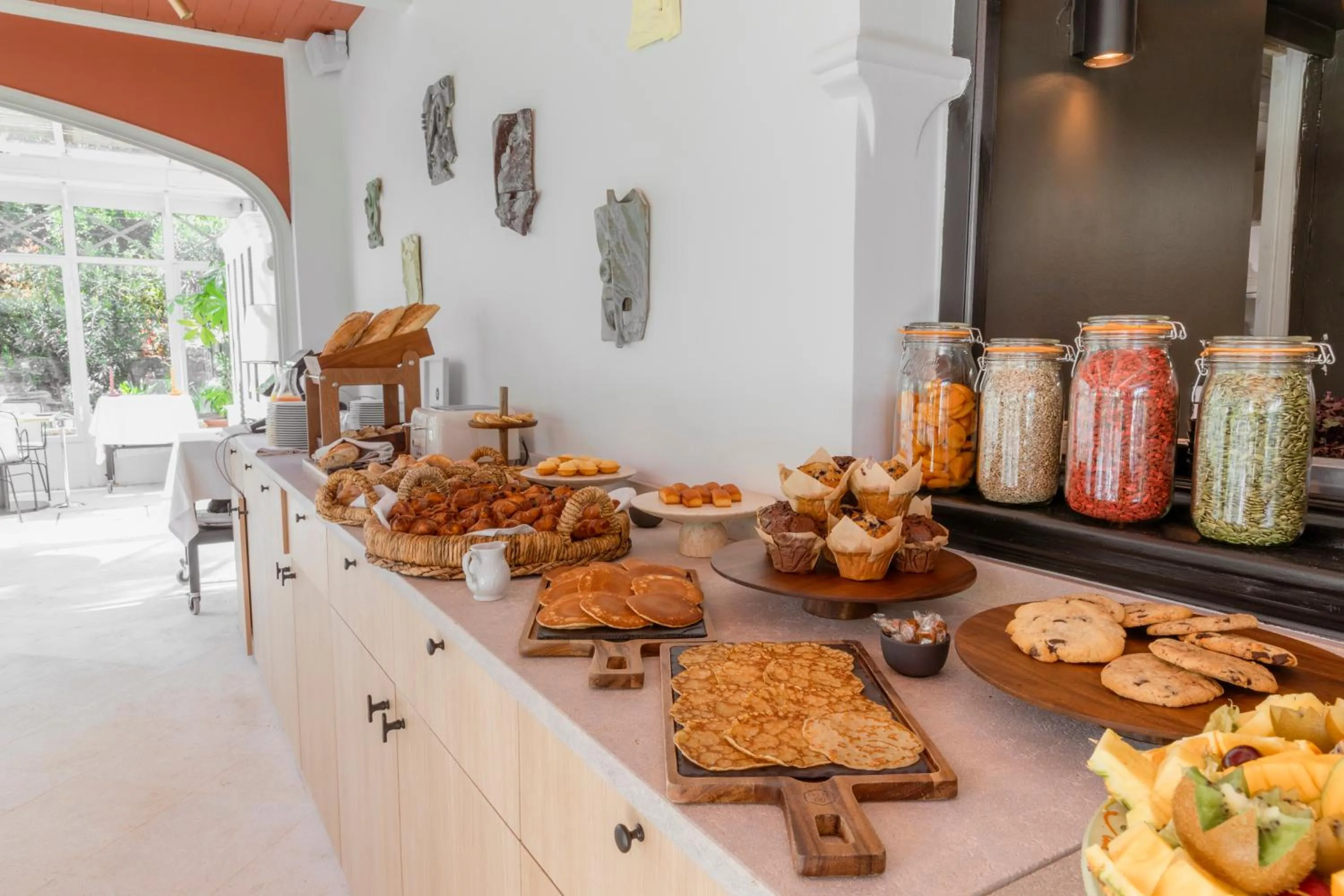 Buffet breakfast in La Bastide de Saint Tropez