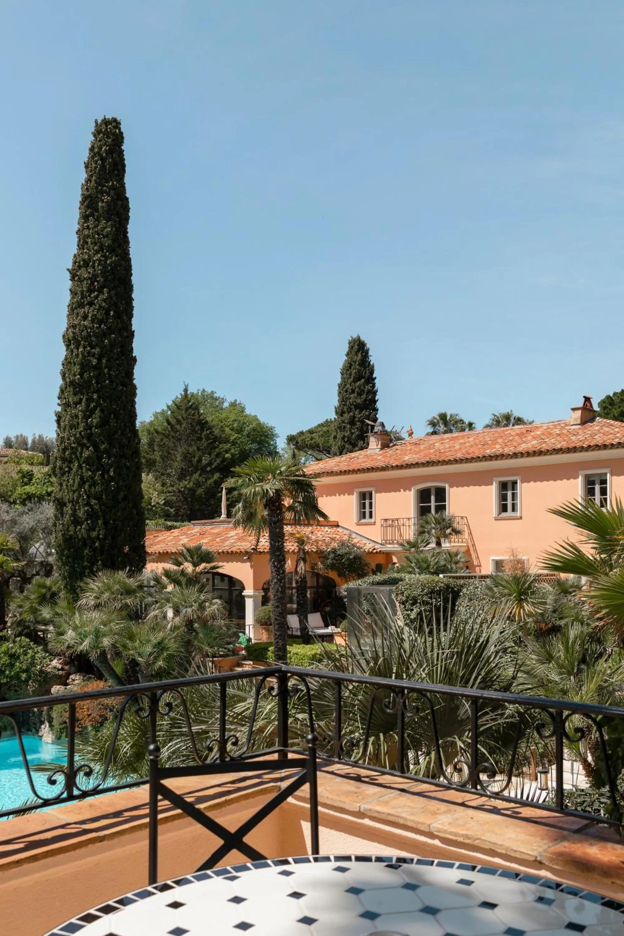 Garden view in La Bastide de Saint Tropez