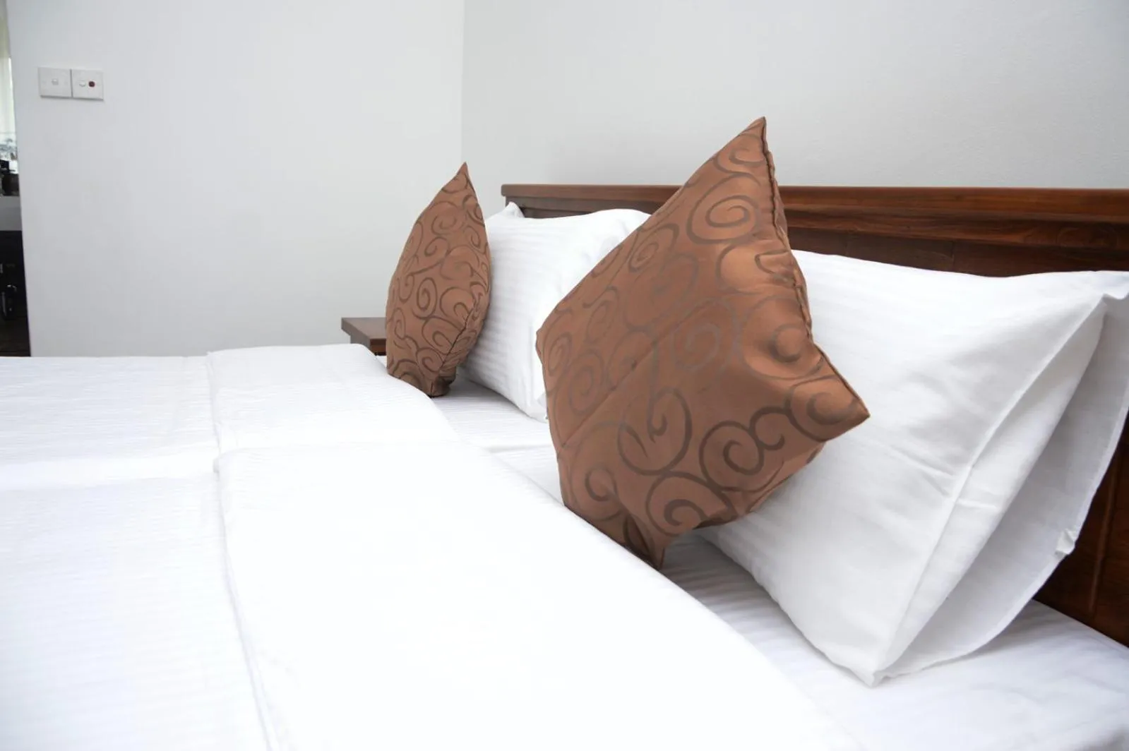 Bed in Dazzling Villa