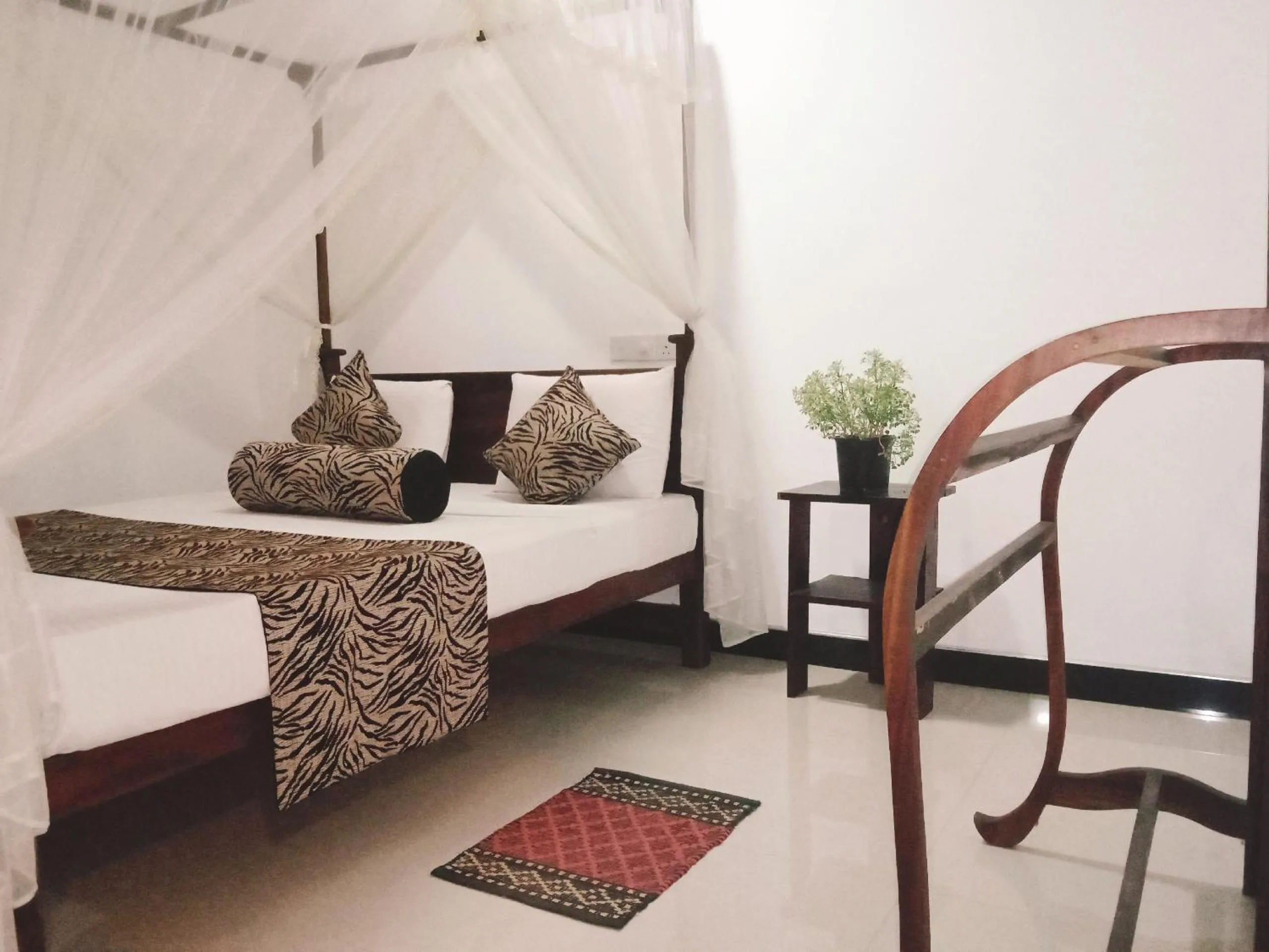Bedroom, Bed in Sigiriya Rock Gate Resort