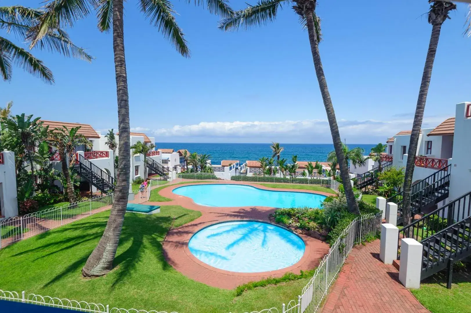 Le Paradis 25 Le Paradis 25