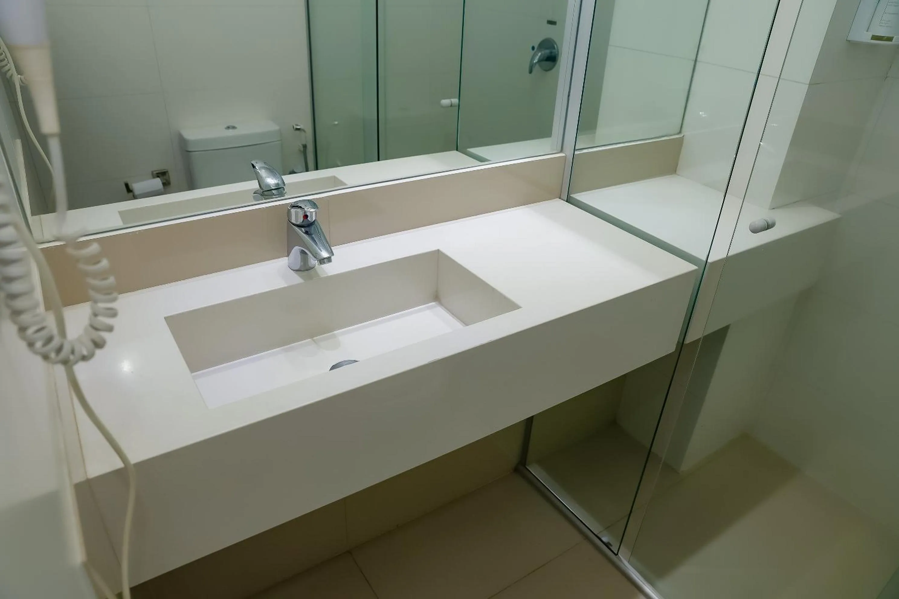 Bathroom in Verona Tower Hotel